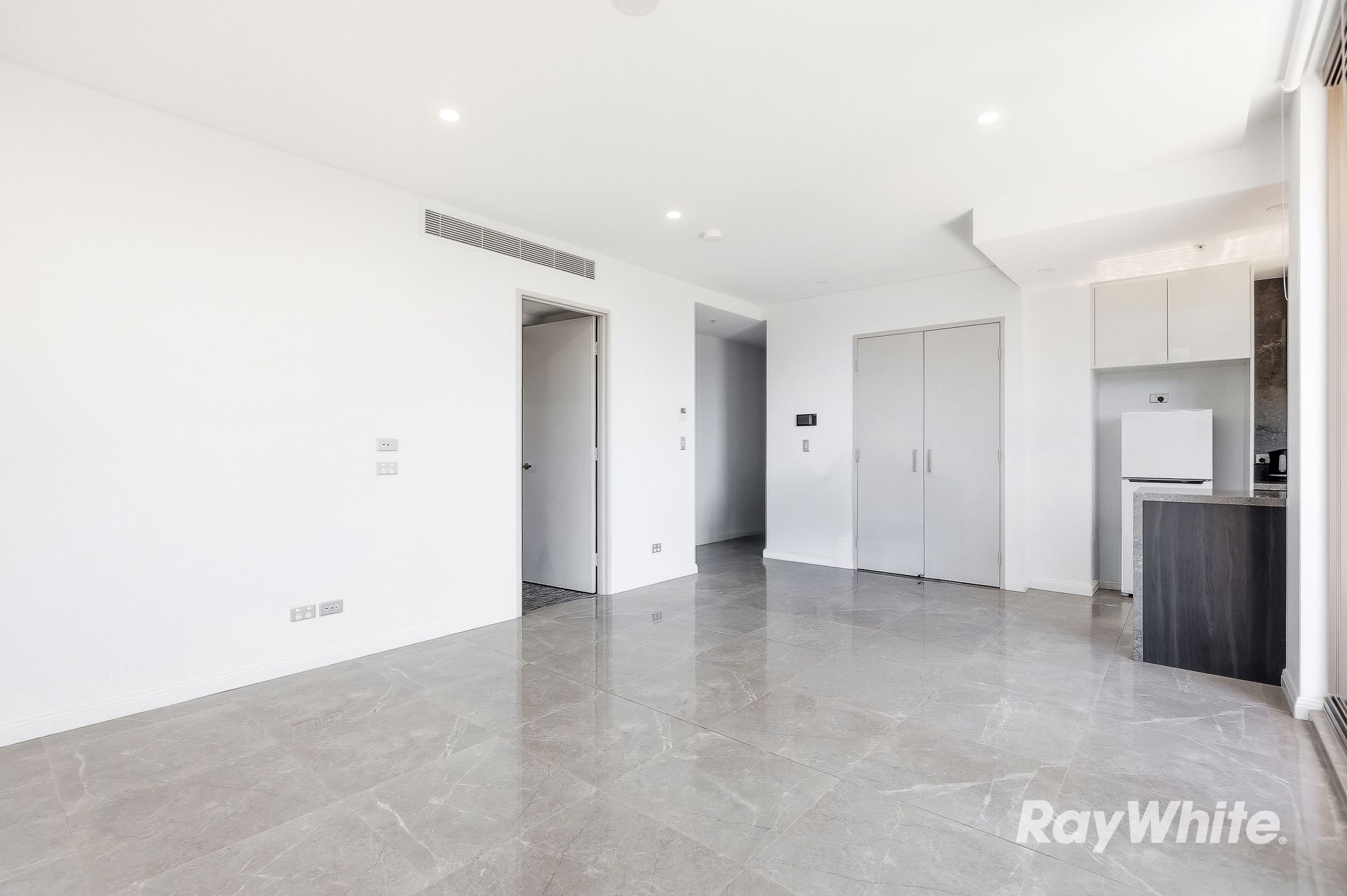 435/180 George Street — photo 8 of 20