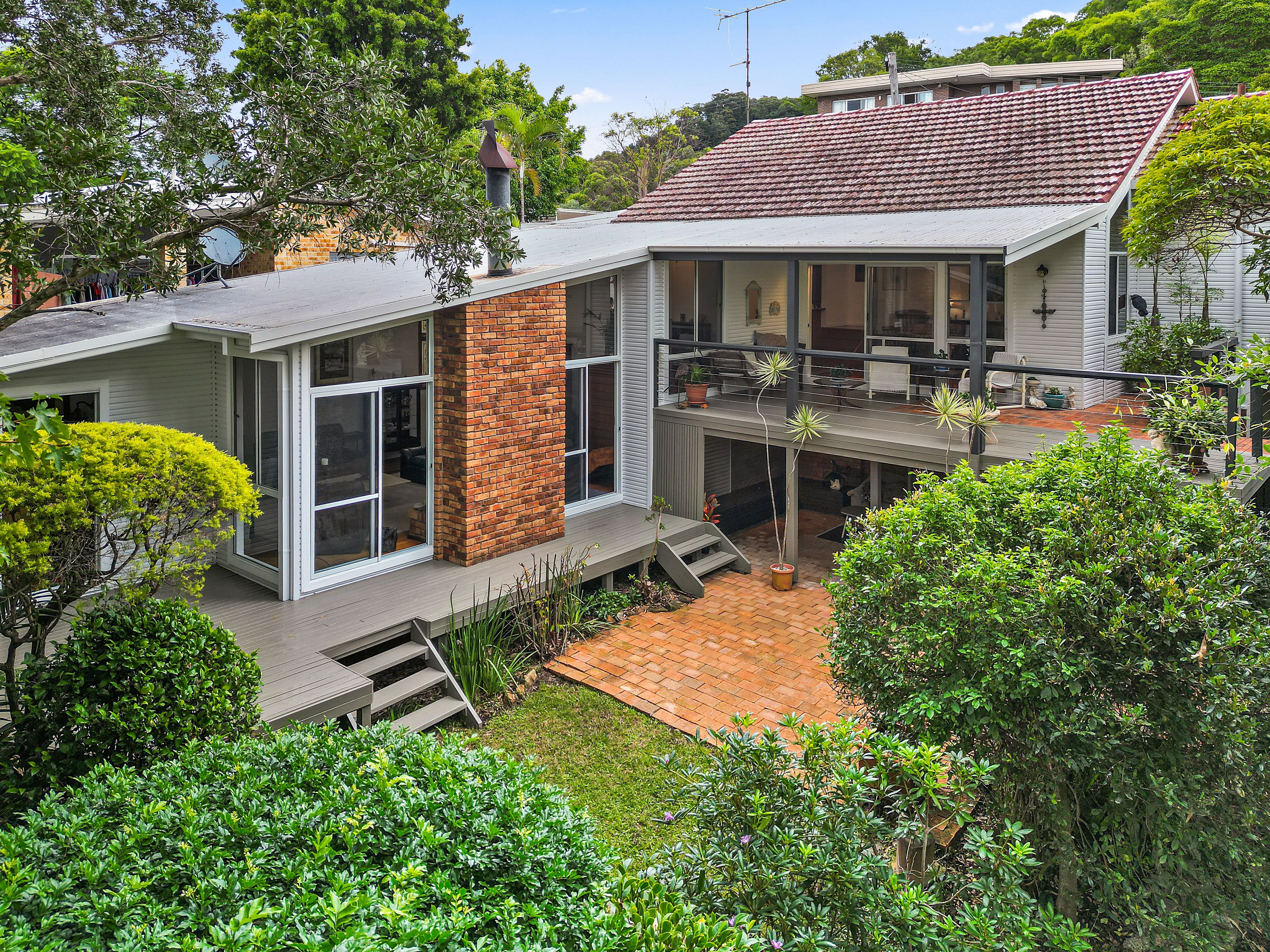 11 Cosgrove Avenue, Keiraville NSW 2500