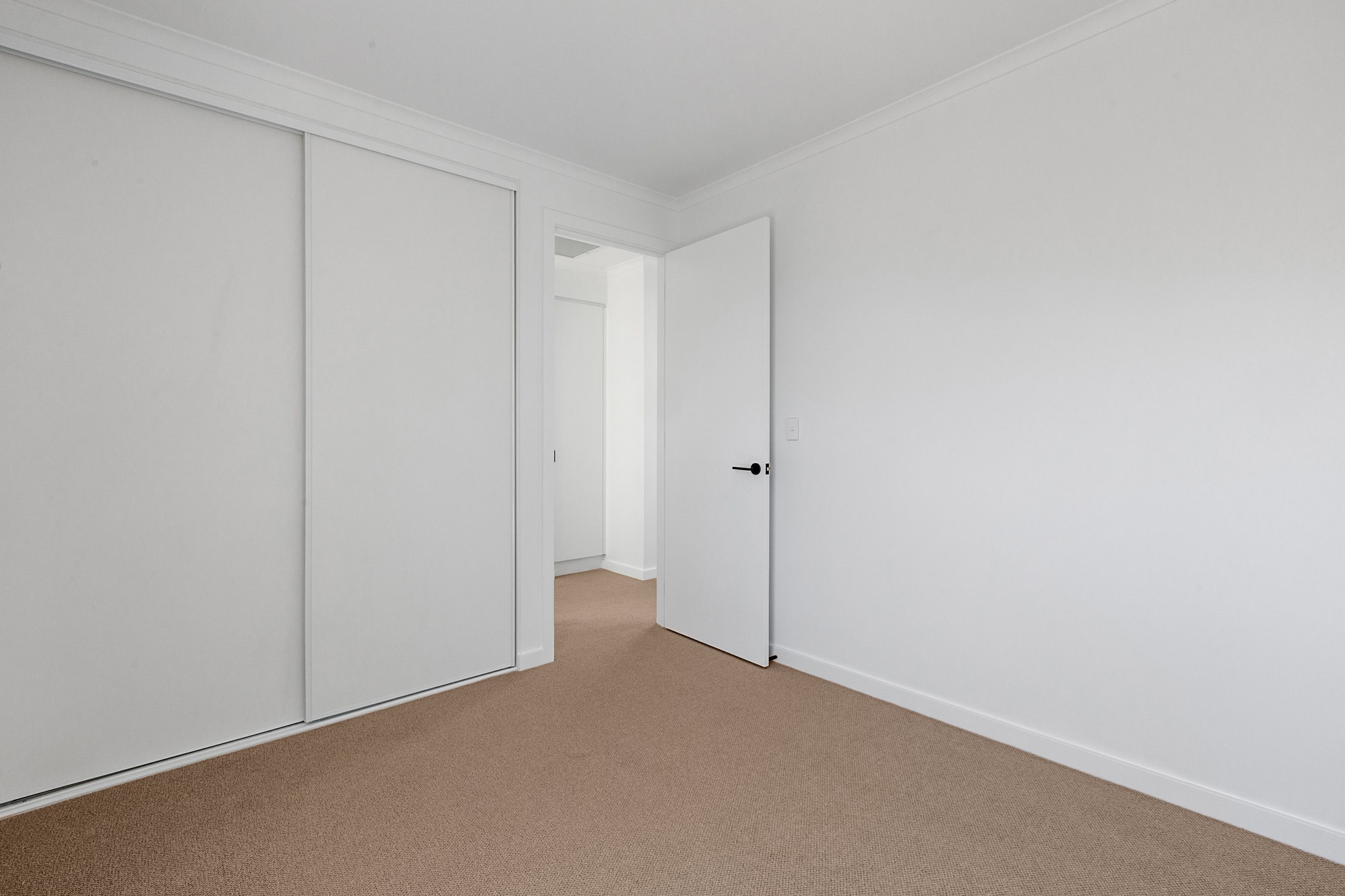 5A Bank Street — photo 4 of 8