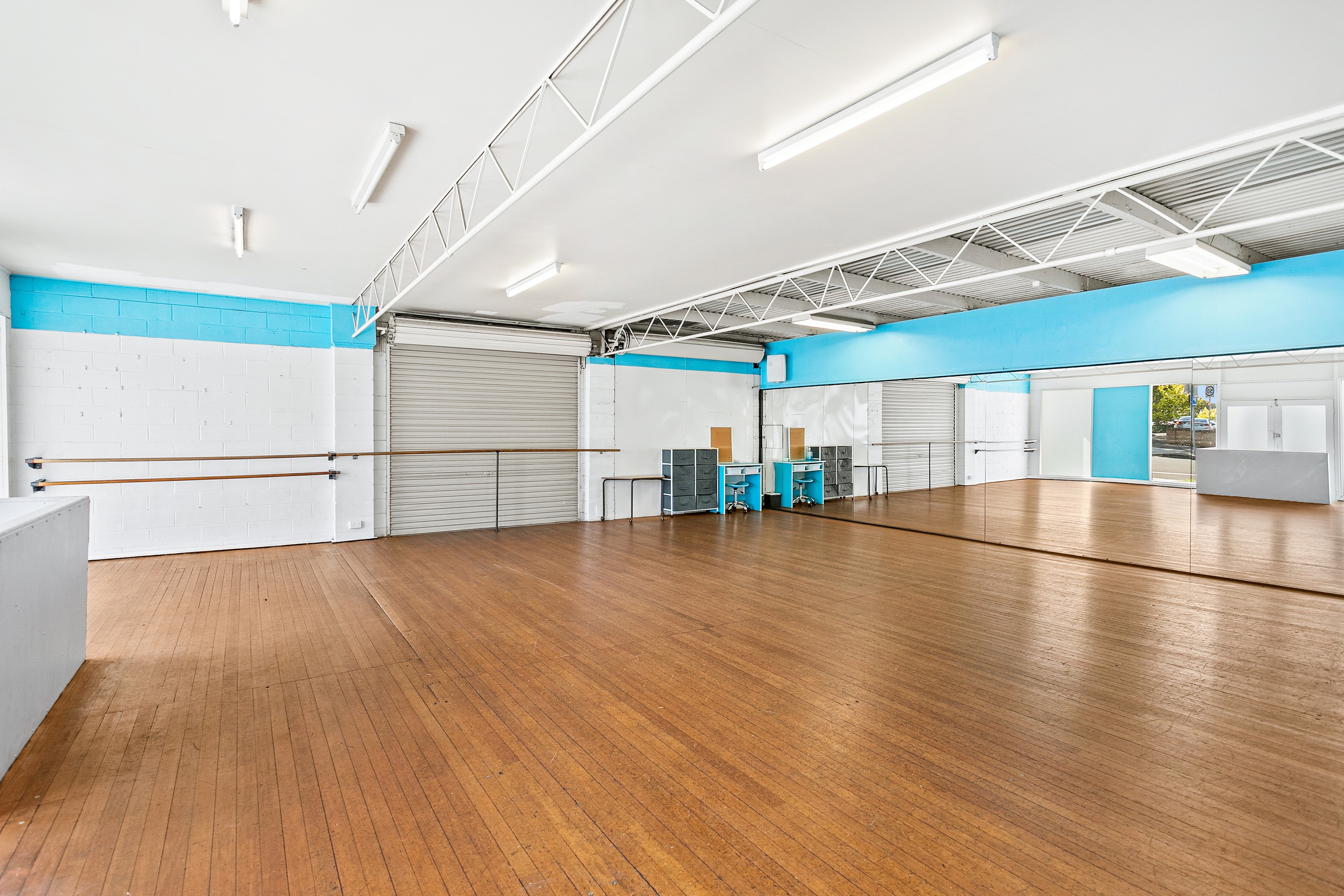 Shop 4/54 Central Avenue, Oak Flats, NSW 2529