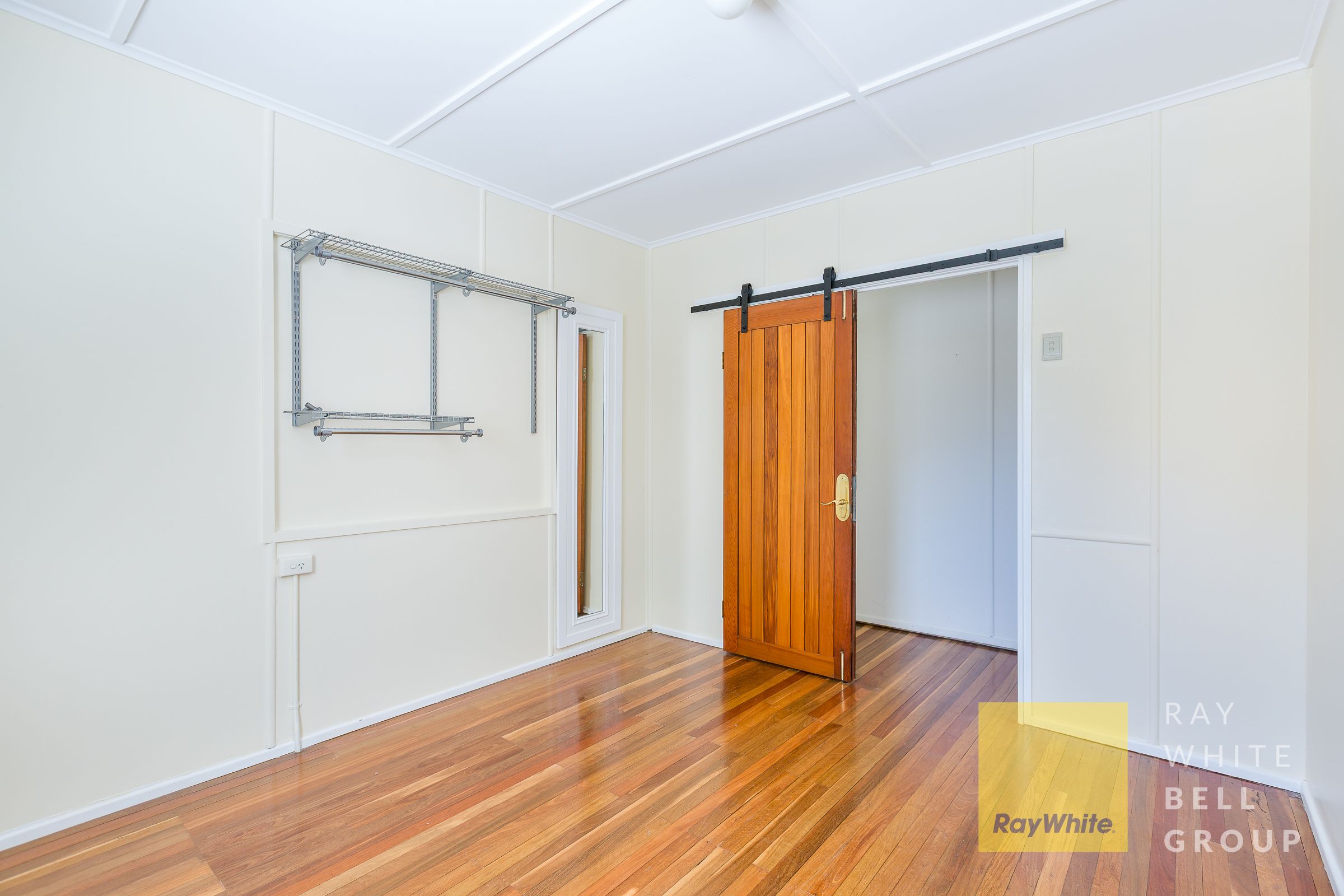 61 Ridgeway Avenue — photo 3 of 20
