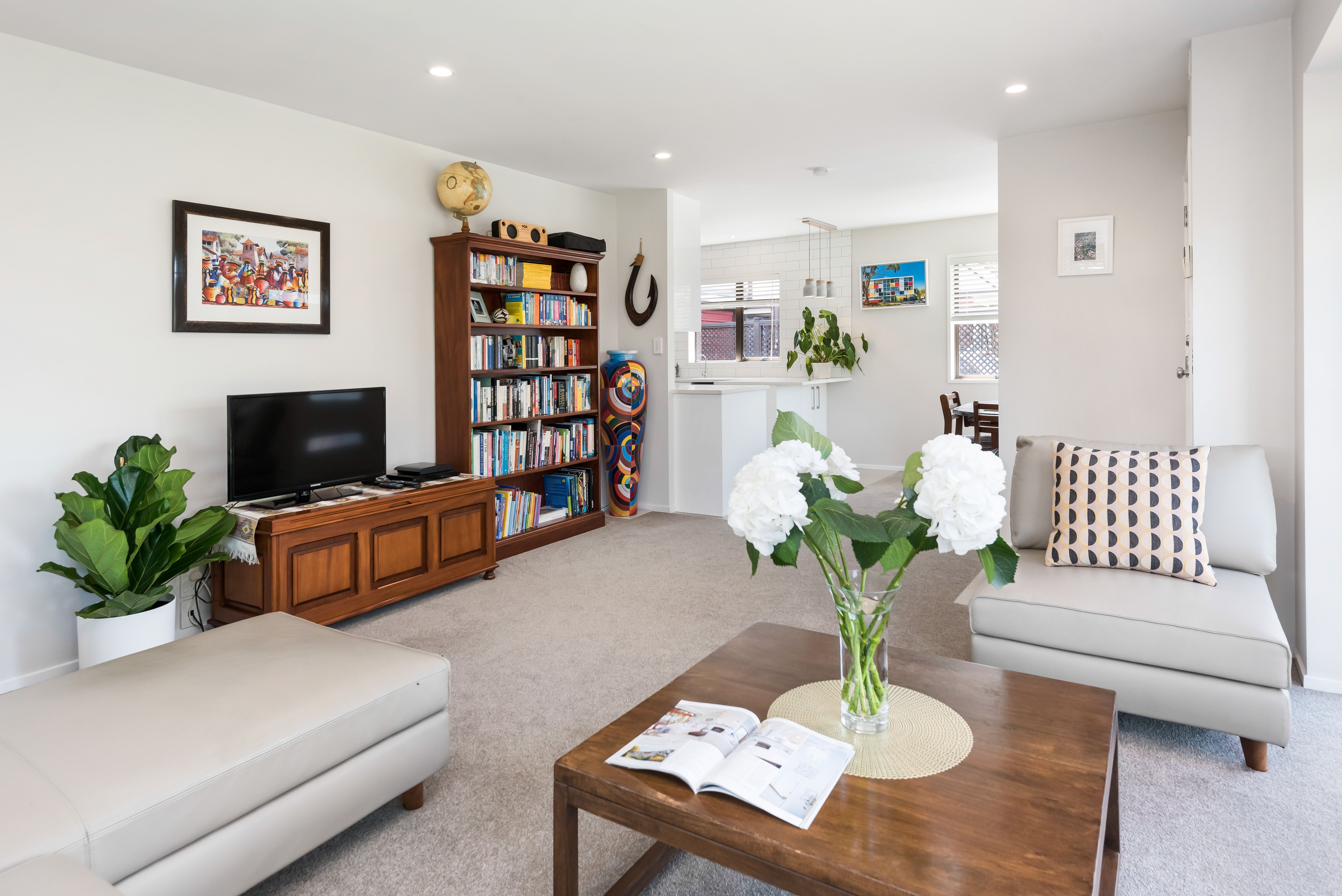 2/34 Himalaya Drive, Half Moon Bay, Manukau City