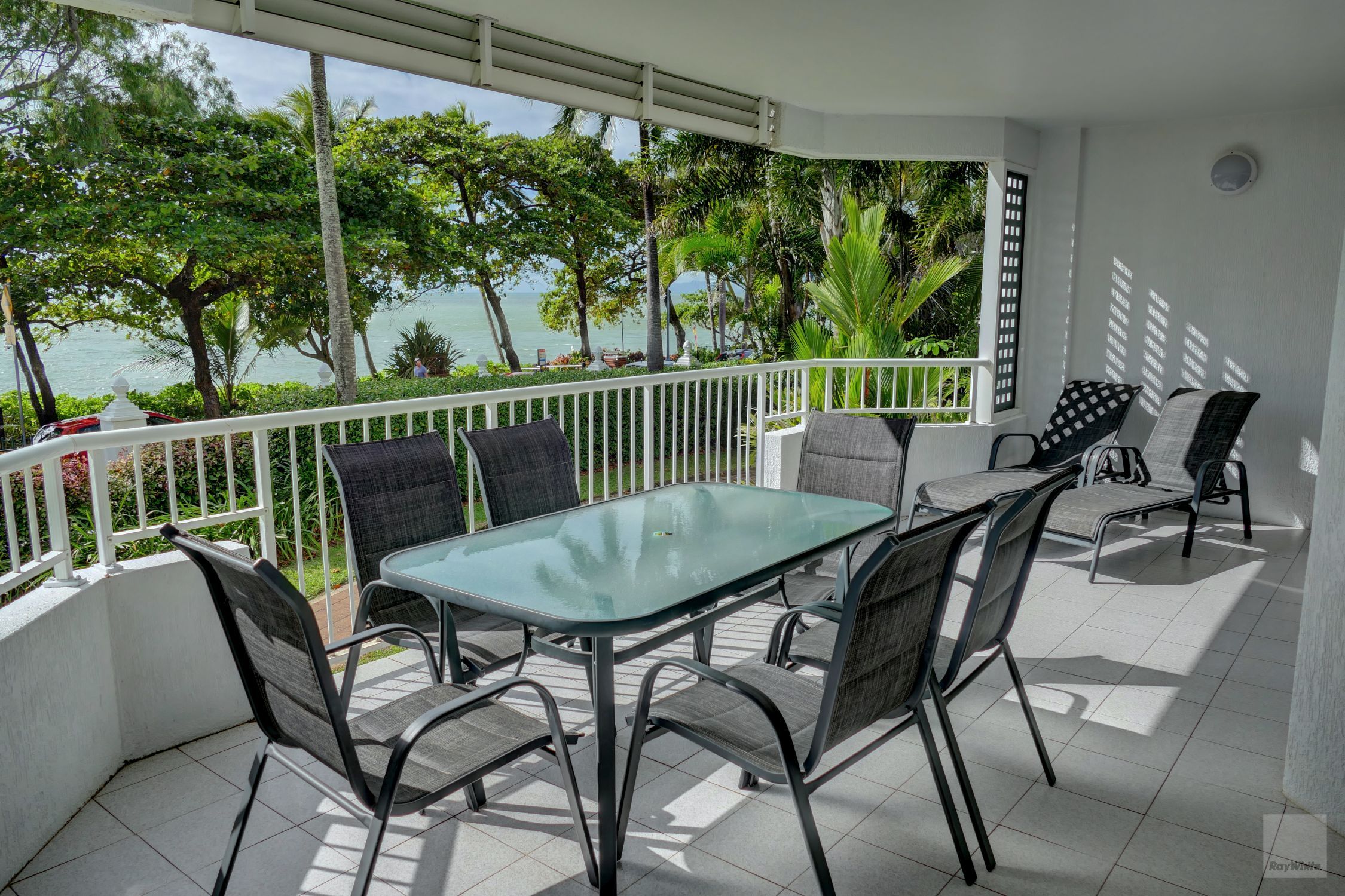 2/59-61 Vasey Esplanade, Trinity Beach, QLD 4879