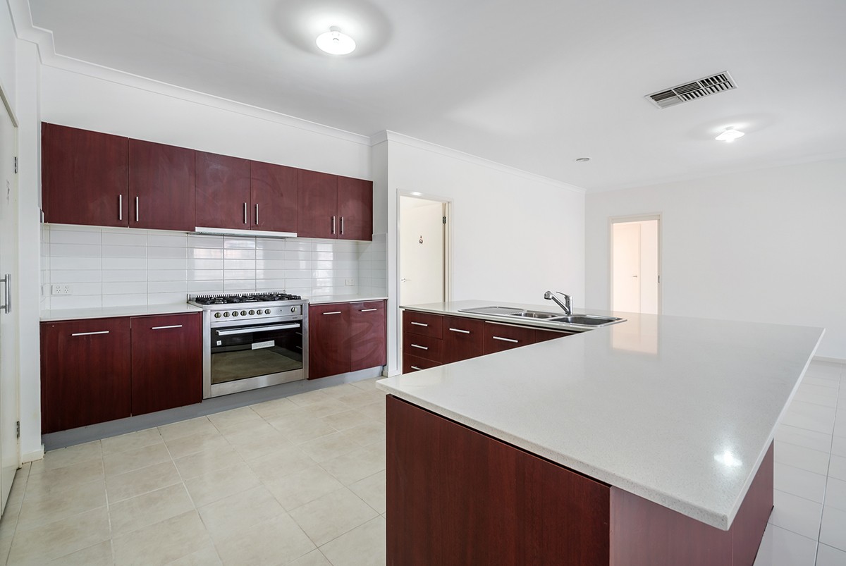 13 Kelso Street, Craigieburn, VIC 3064