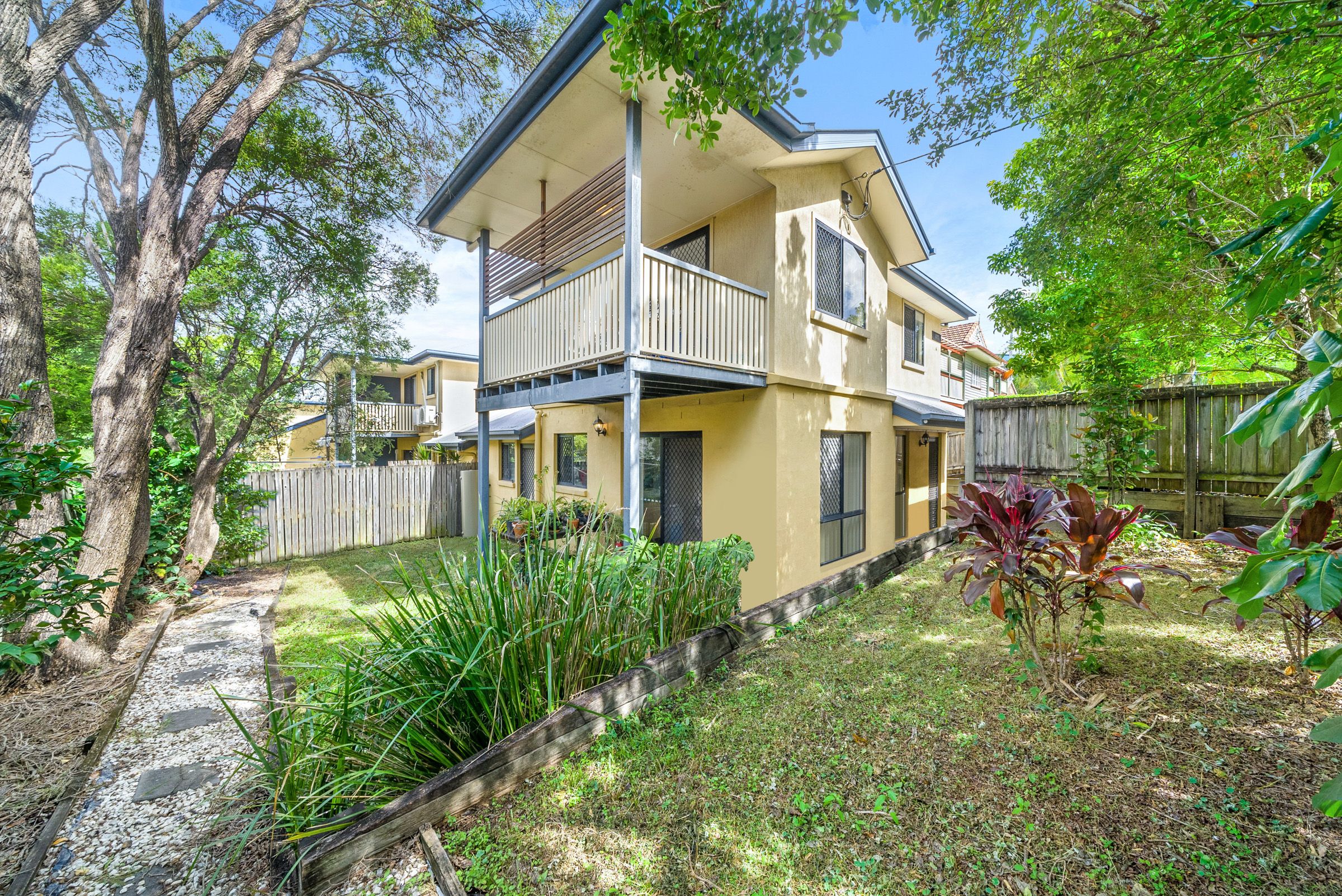 6 Rainey Street, Chermside QLD 4032
