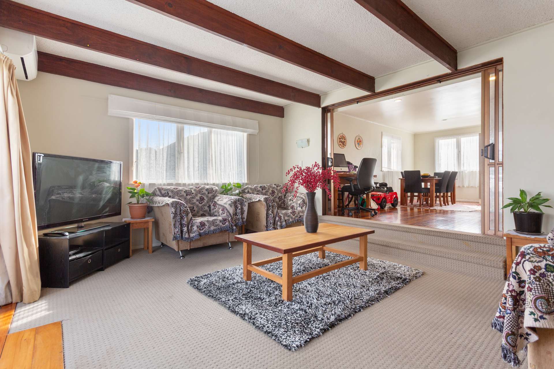 179 Wallace Road photo 2