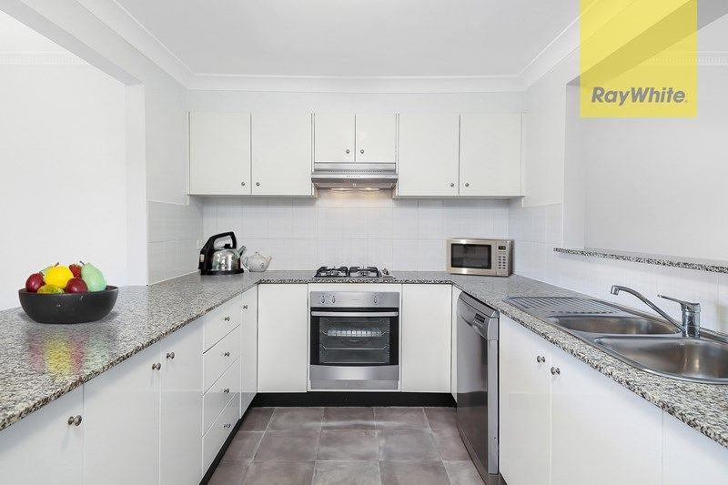 20/2 Rifle Range Road, Northmead, NSW 2152