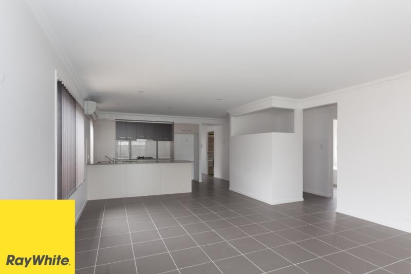 54 Ellabay Crescent, Redland Bay, QLD 4165