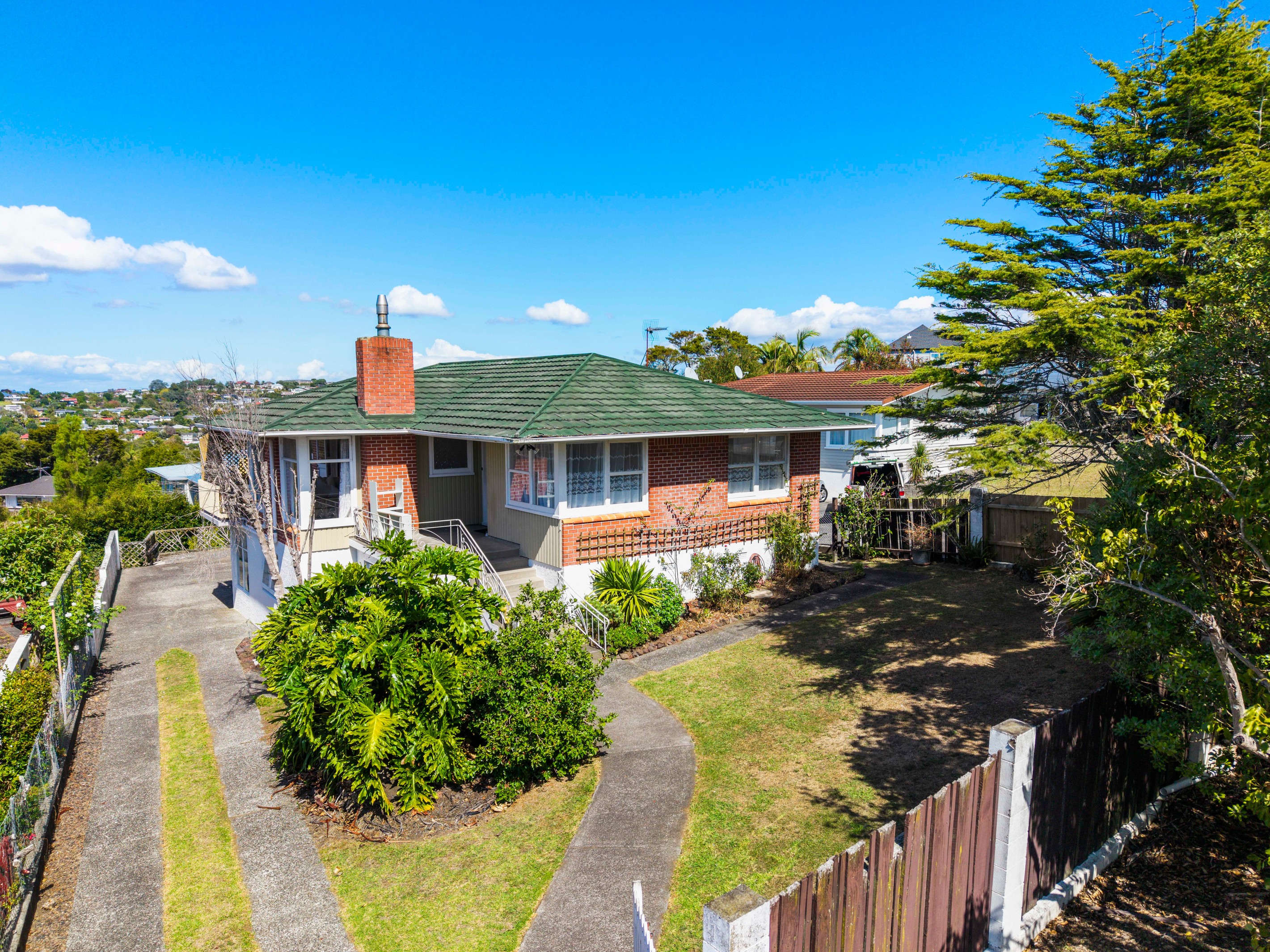 135 Coronation Road, Hillcrest, North Shore City