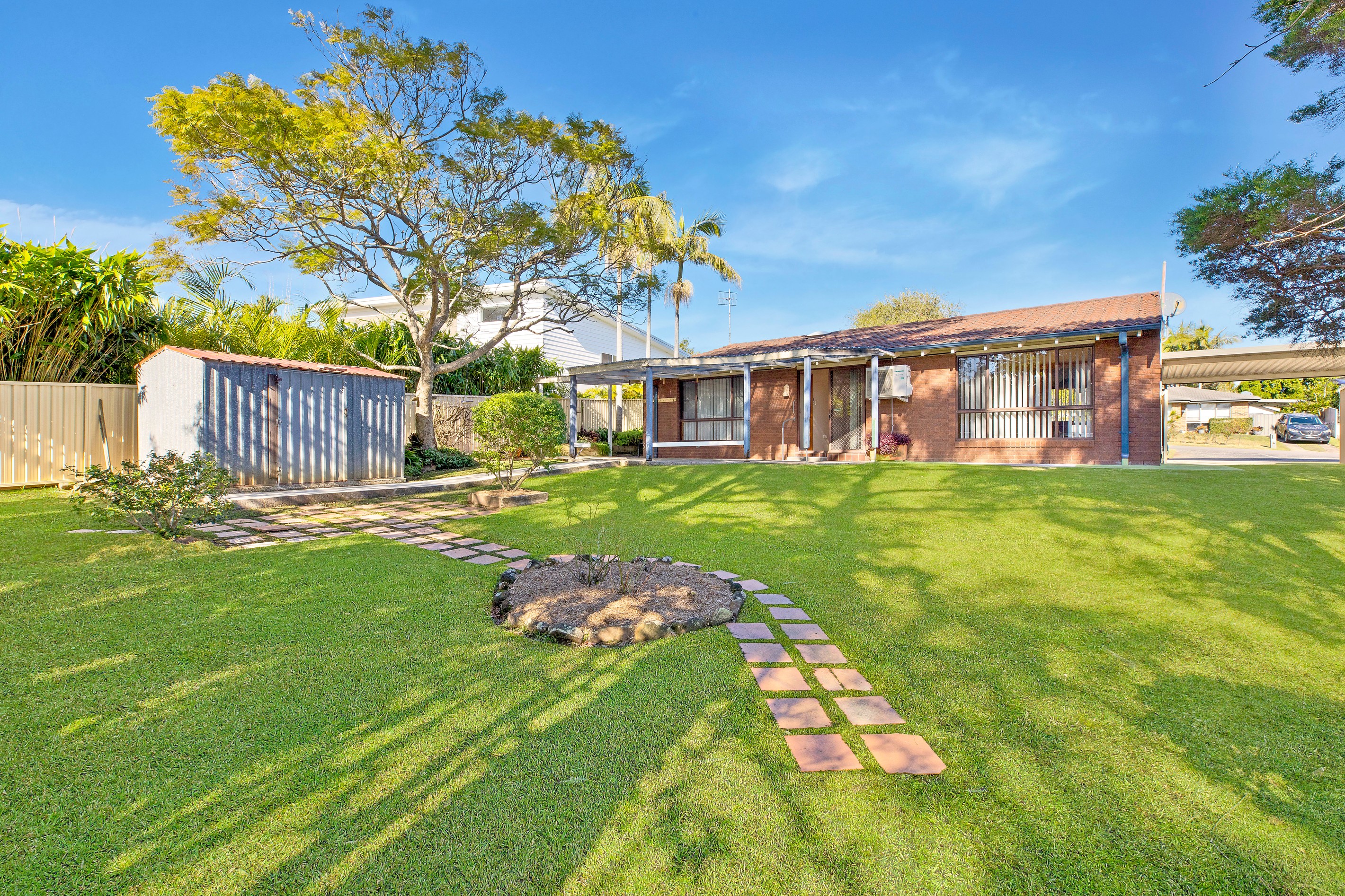 24 Premier Way, Bateau Bay, NSW 2261