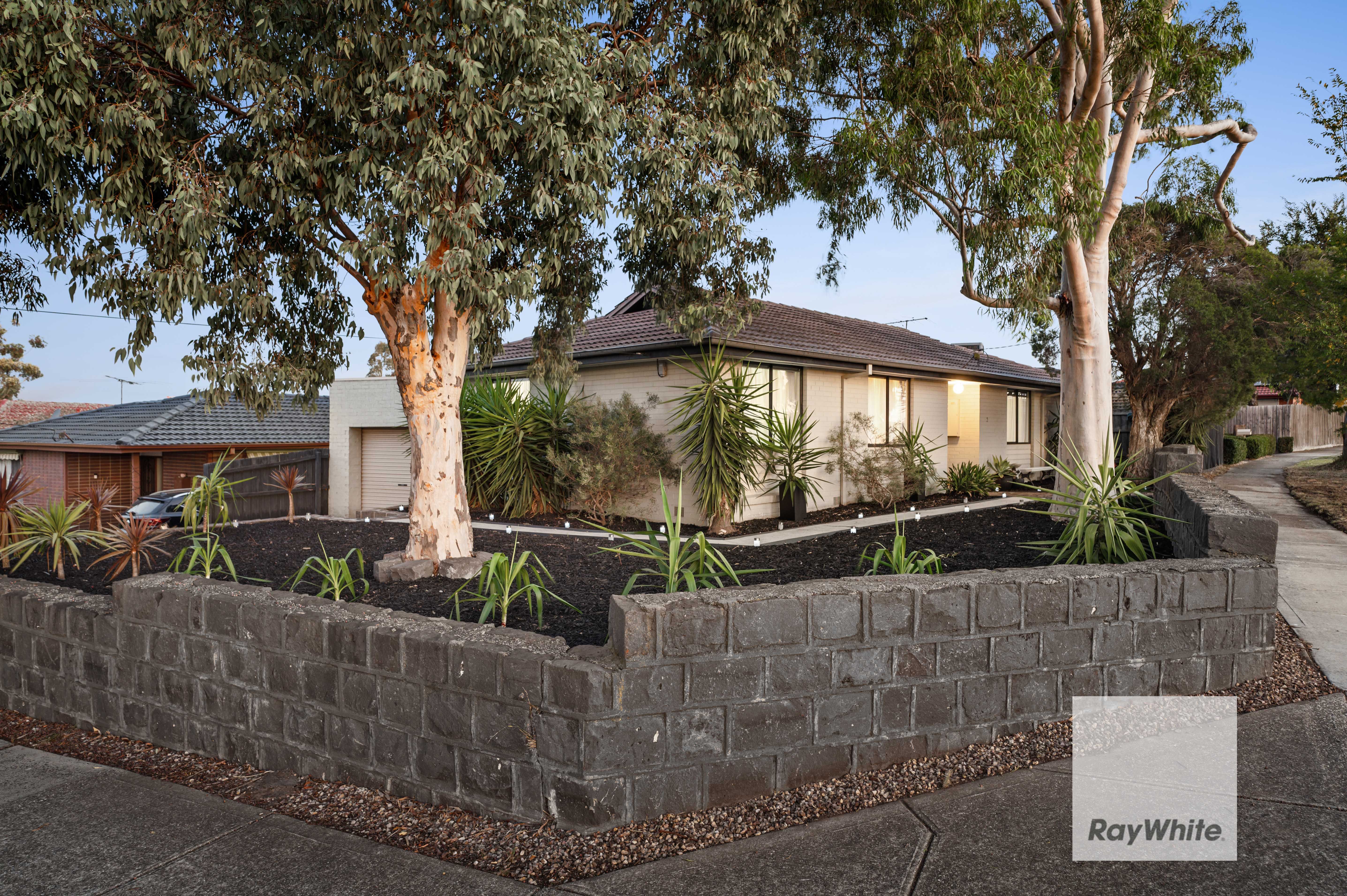 2 Alvie Court, Westmeadows, VIC 3049
