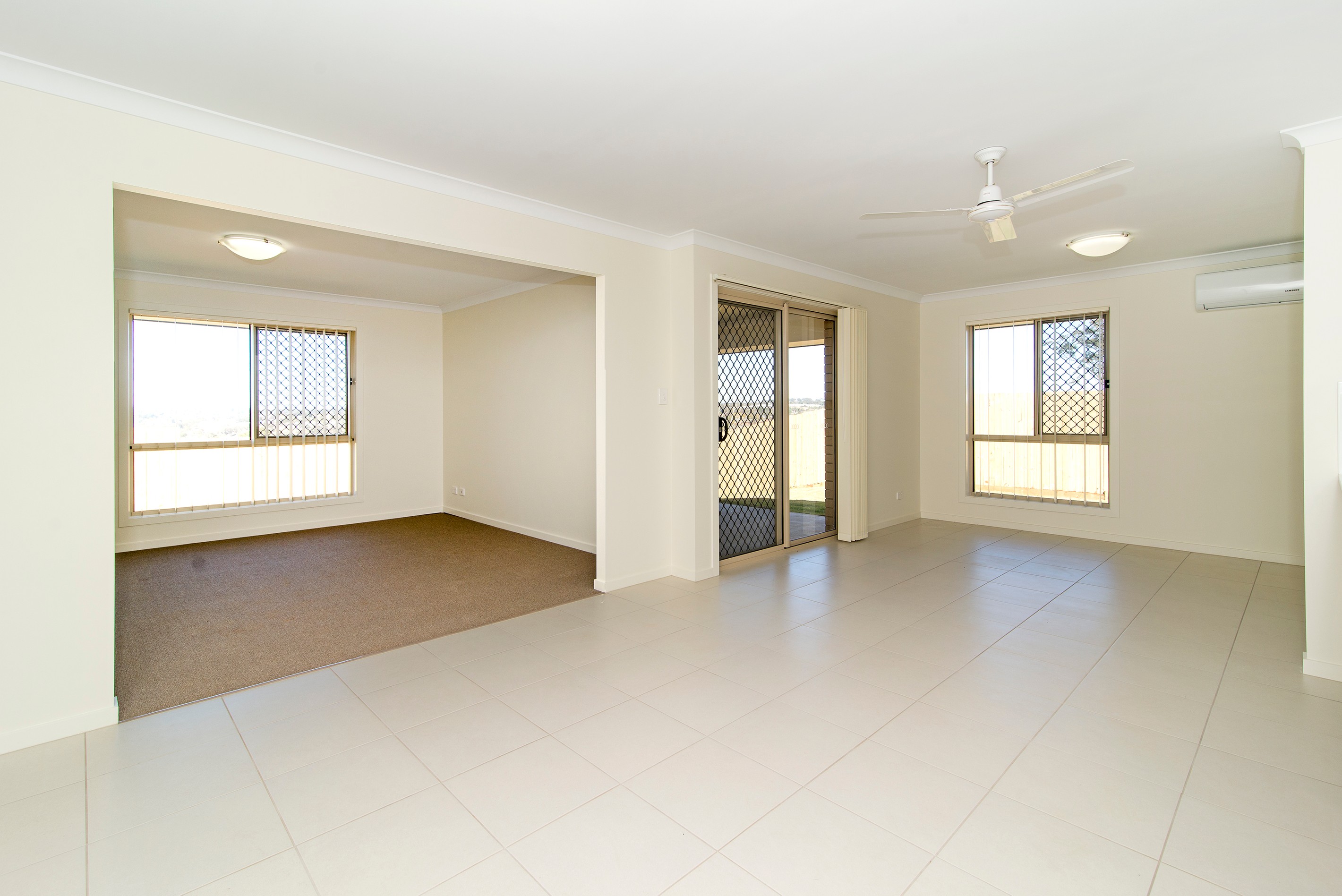 2 Westview Drive, Mount Kynoch, QLD 4350