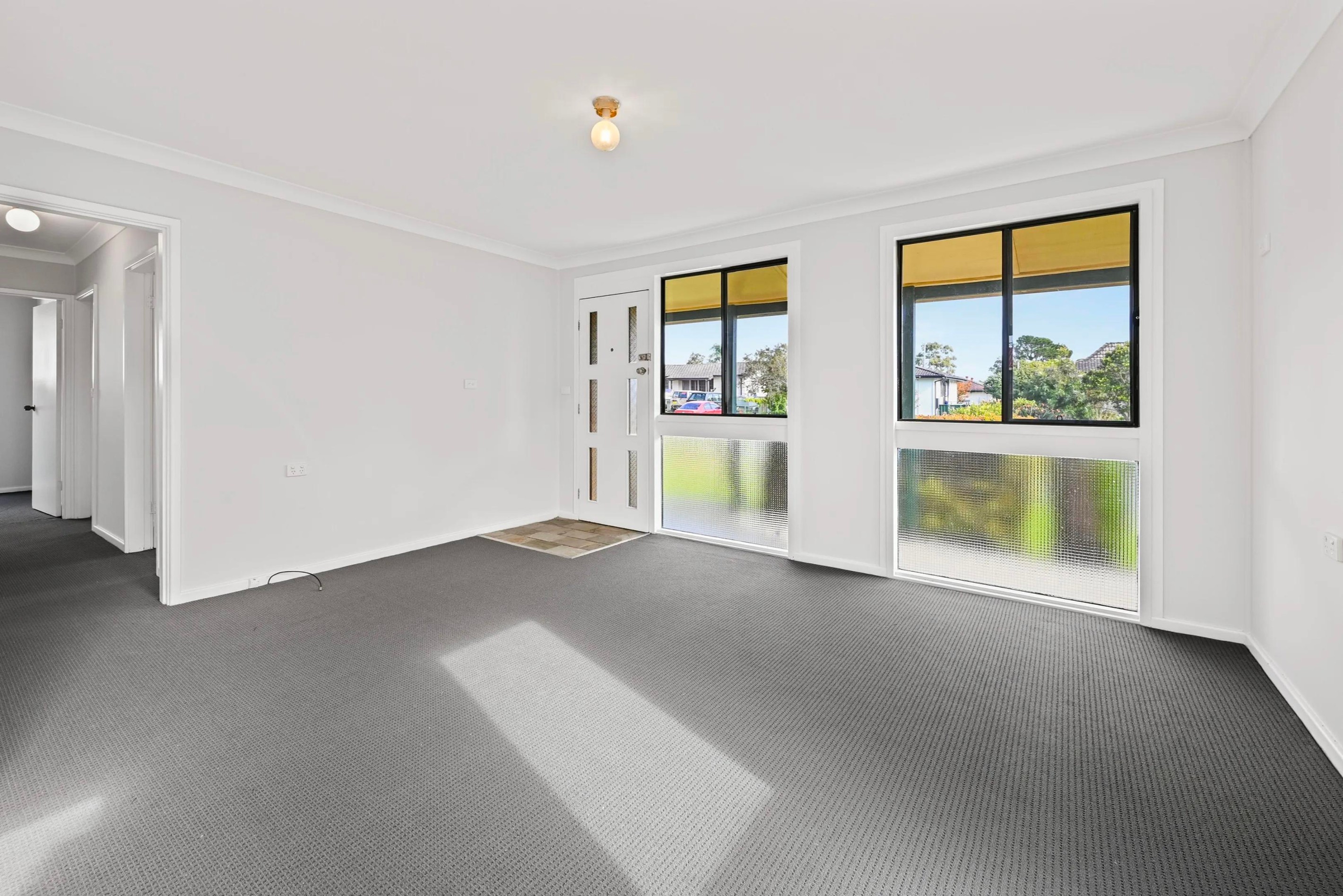 11 Duckenfield Avenue, Woodberry, NSW 2322