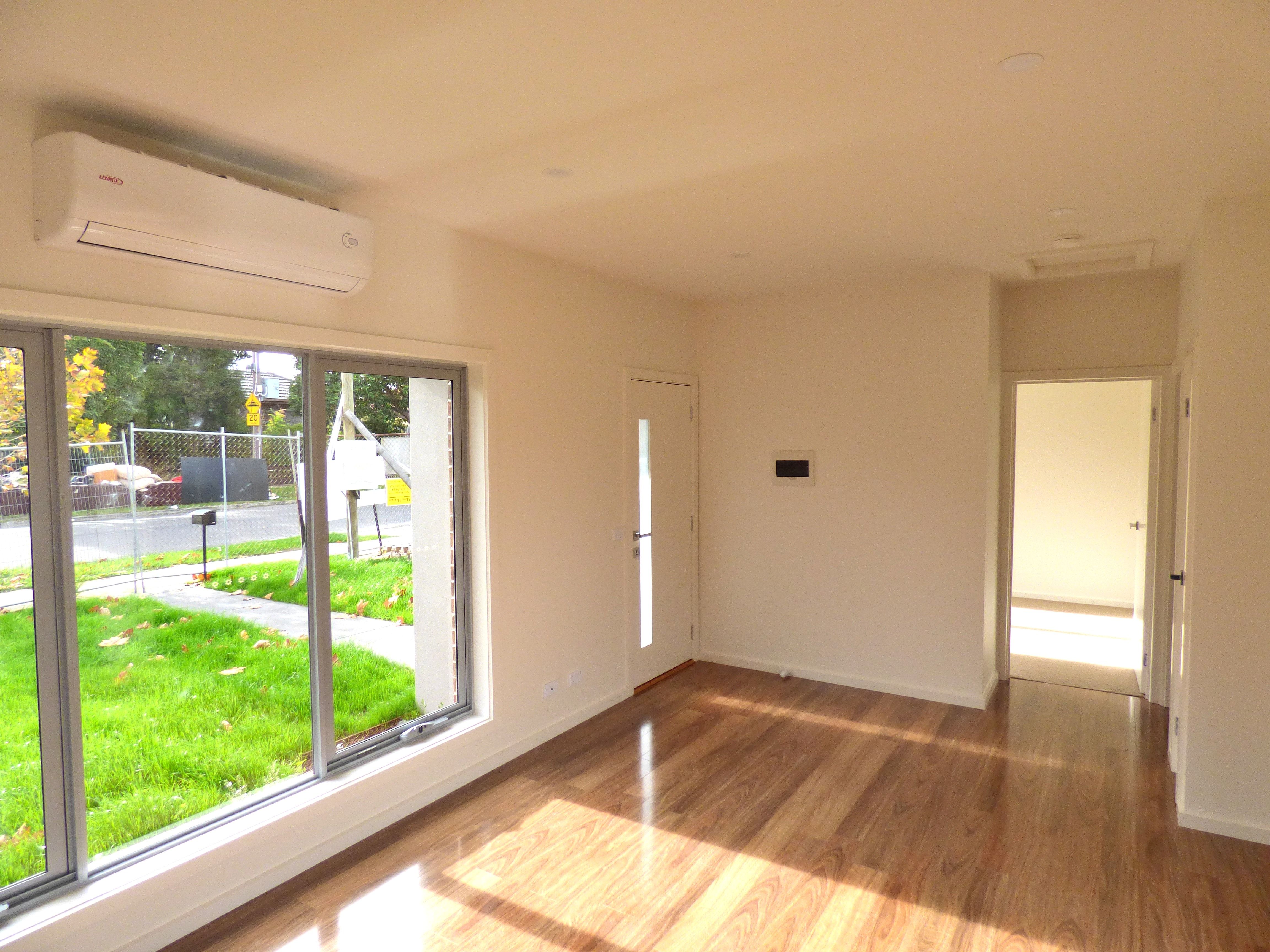 1/141 Rathcown Road, Reservoir, VIC 3073