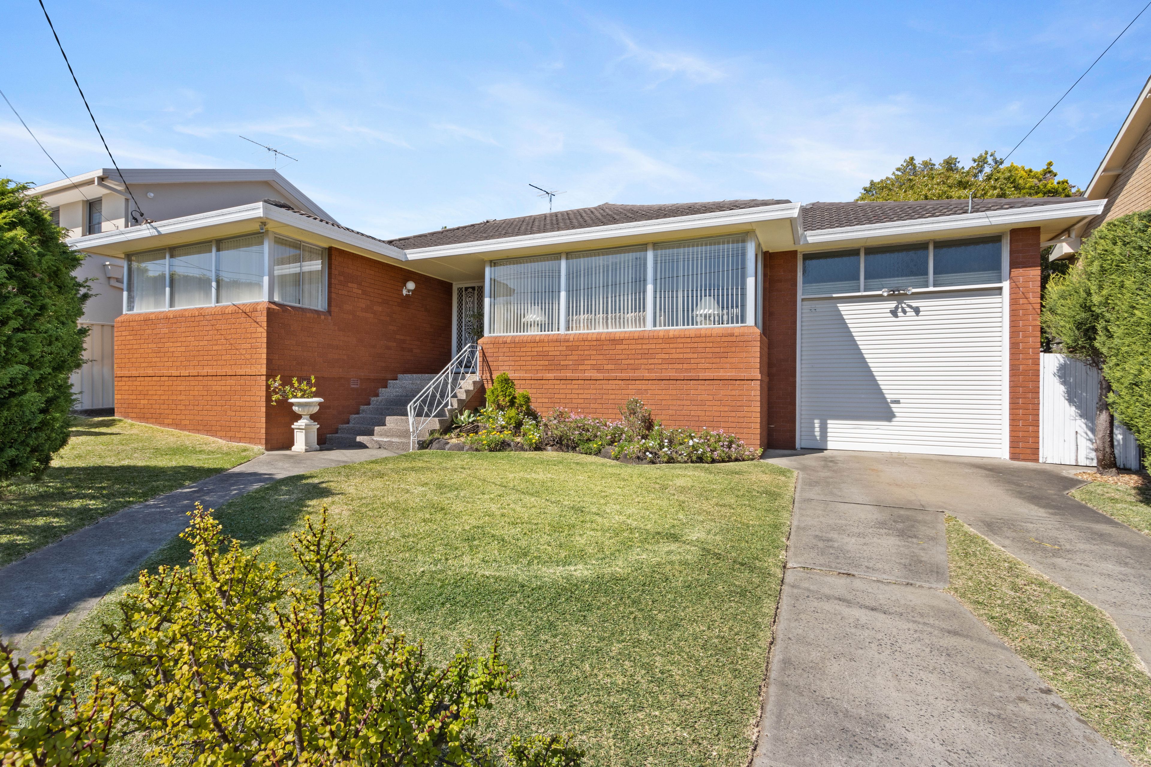 12 Onslow Place, Sylvania, NSW 2224
