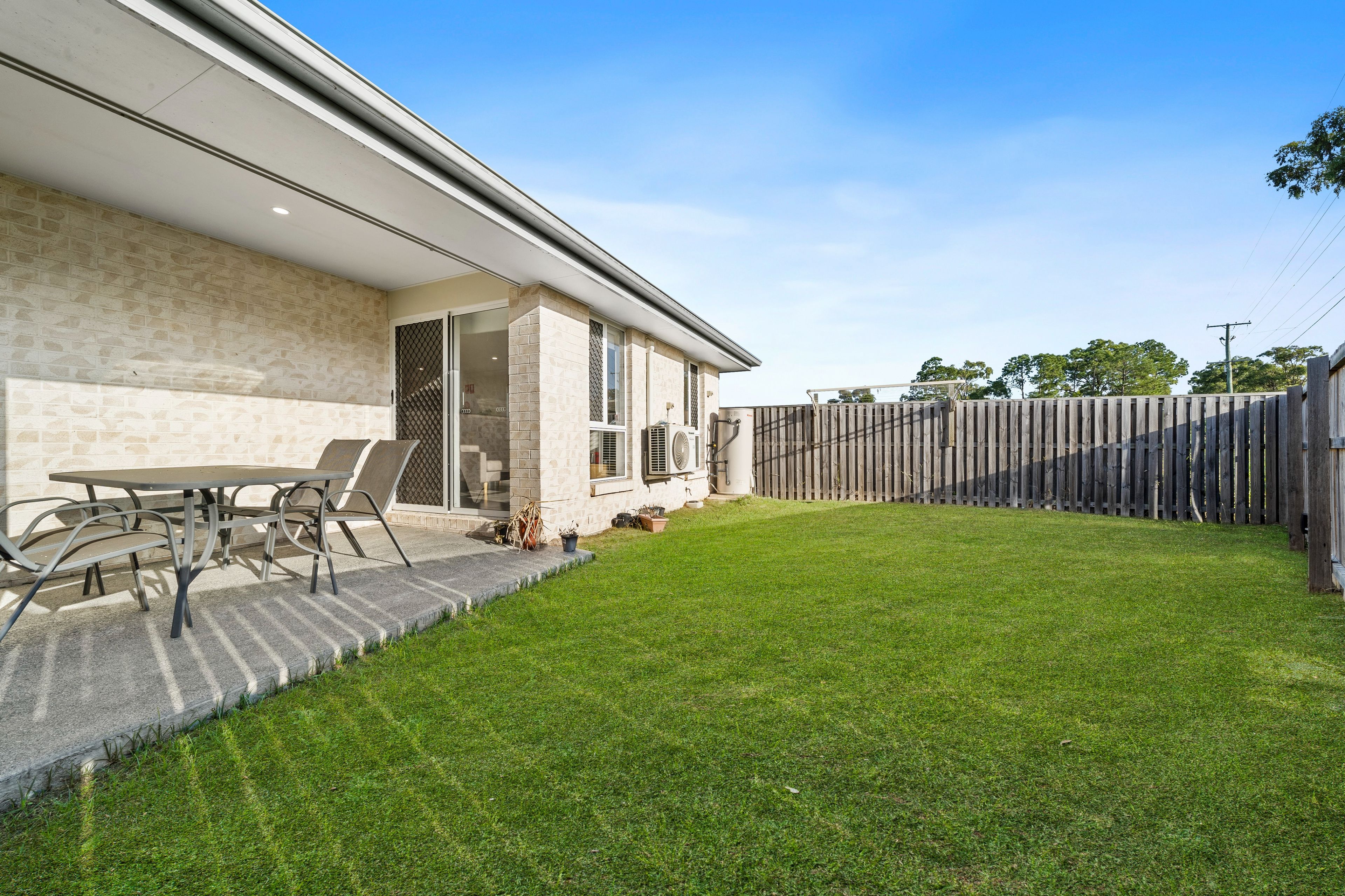 77 Livingstone Street, Logan Reserve, QLD 4133