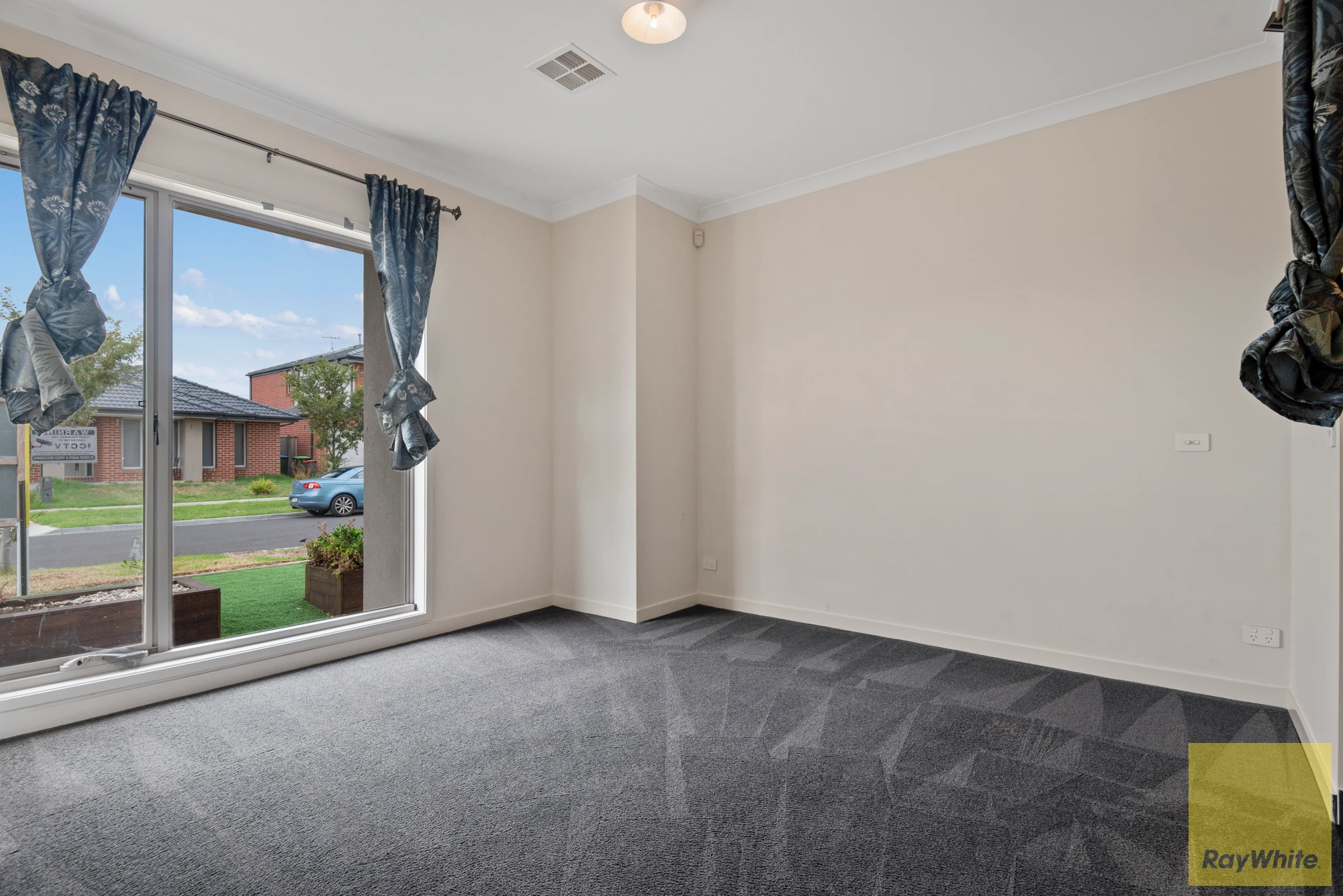 10 Patchin Street, Point Cook, VIC 3030