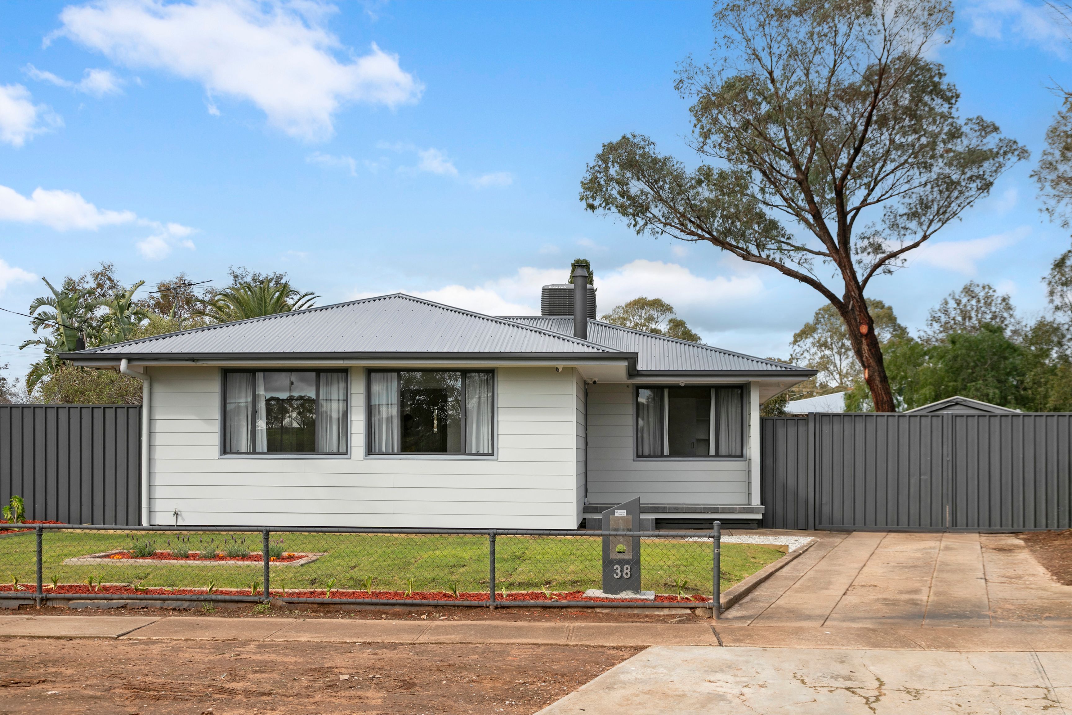 38 Longford Street, Evanston SA 5116