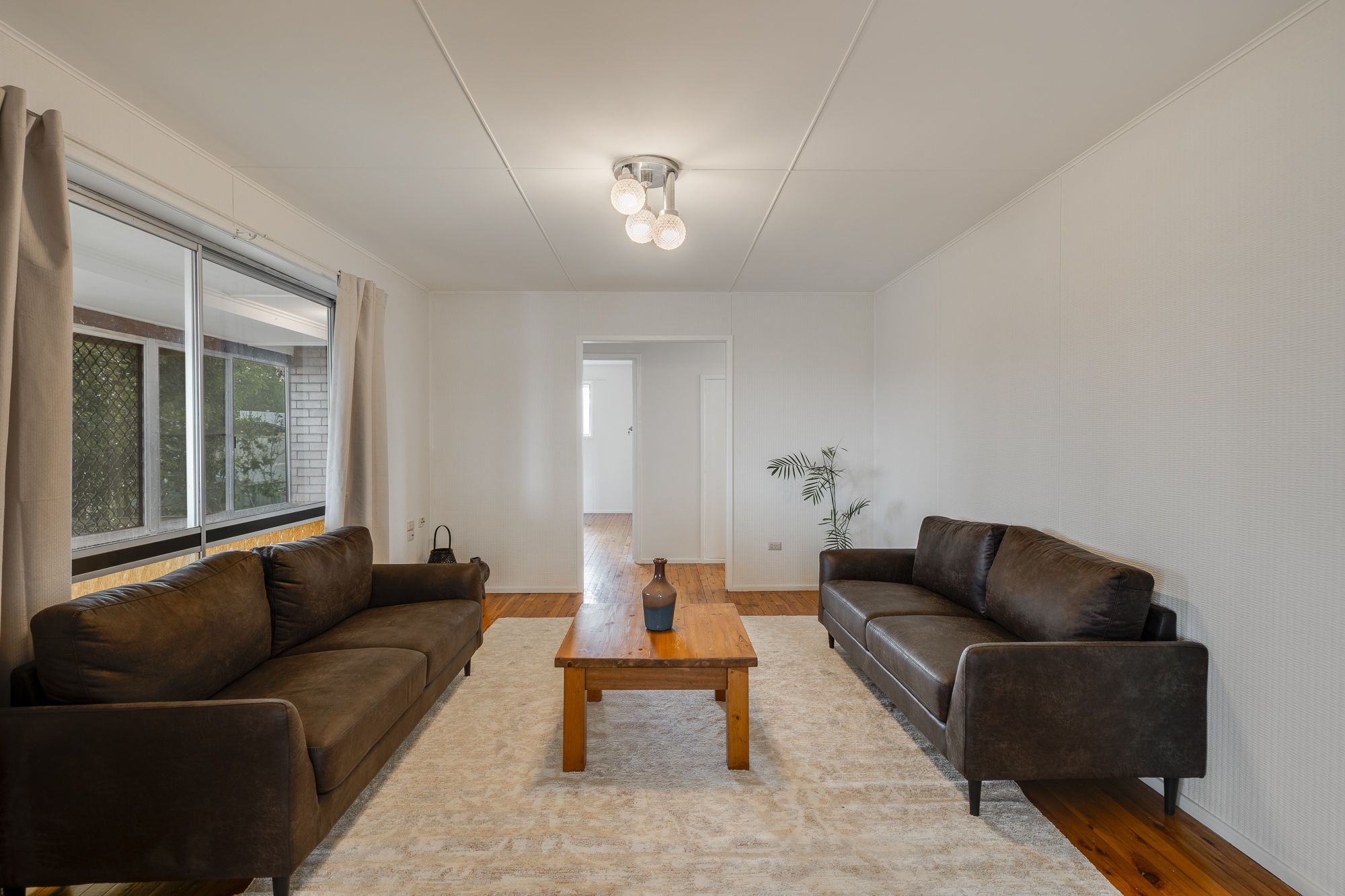 5 Mottram Court — photo 3 of 14