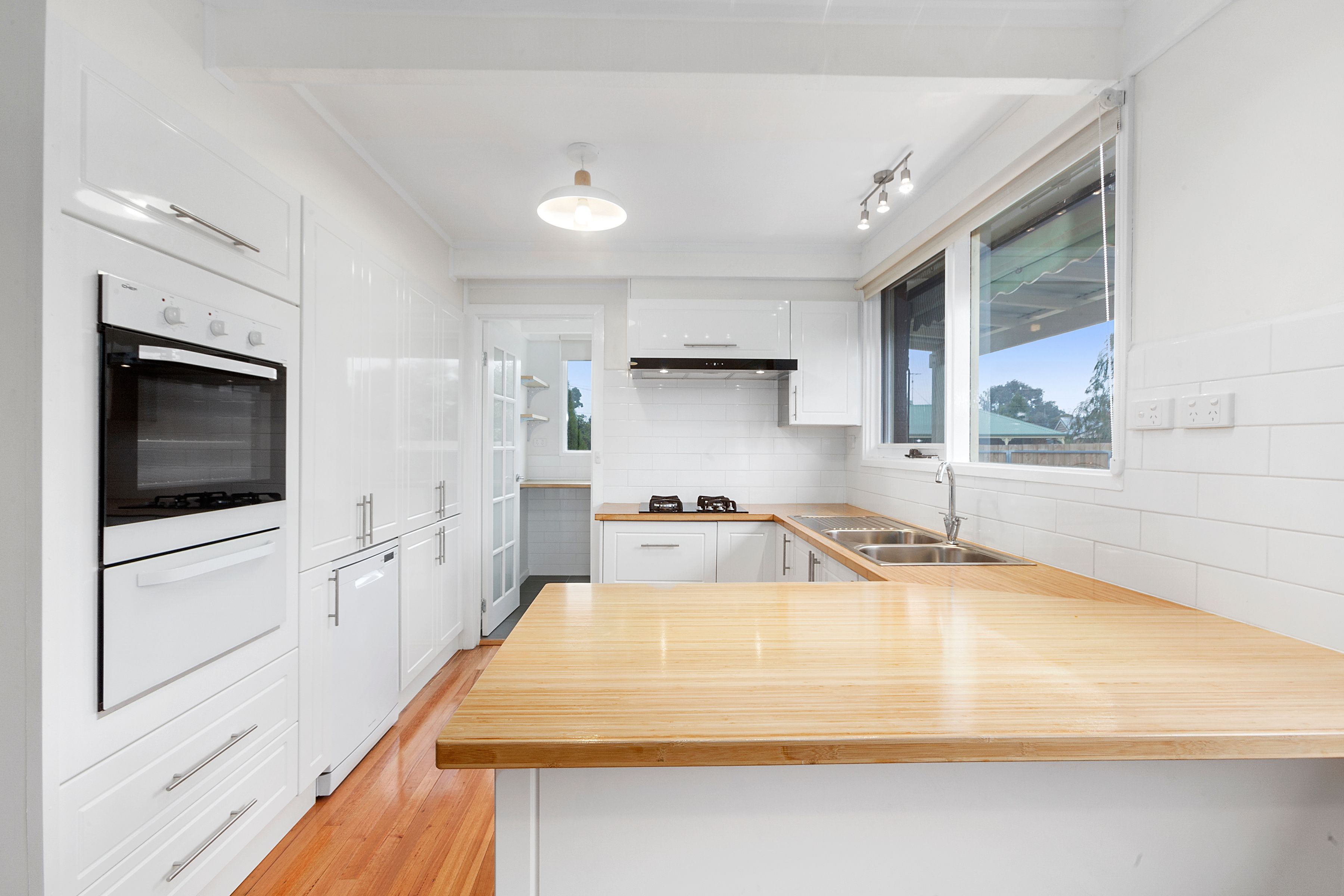 10 Teal Street, Lara, VIC 3212
