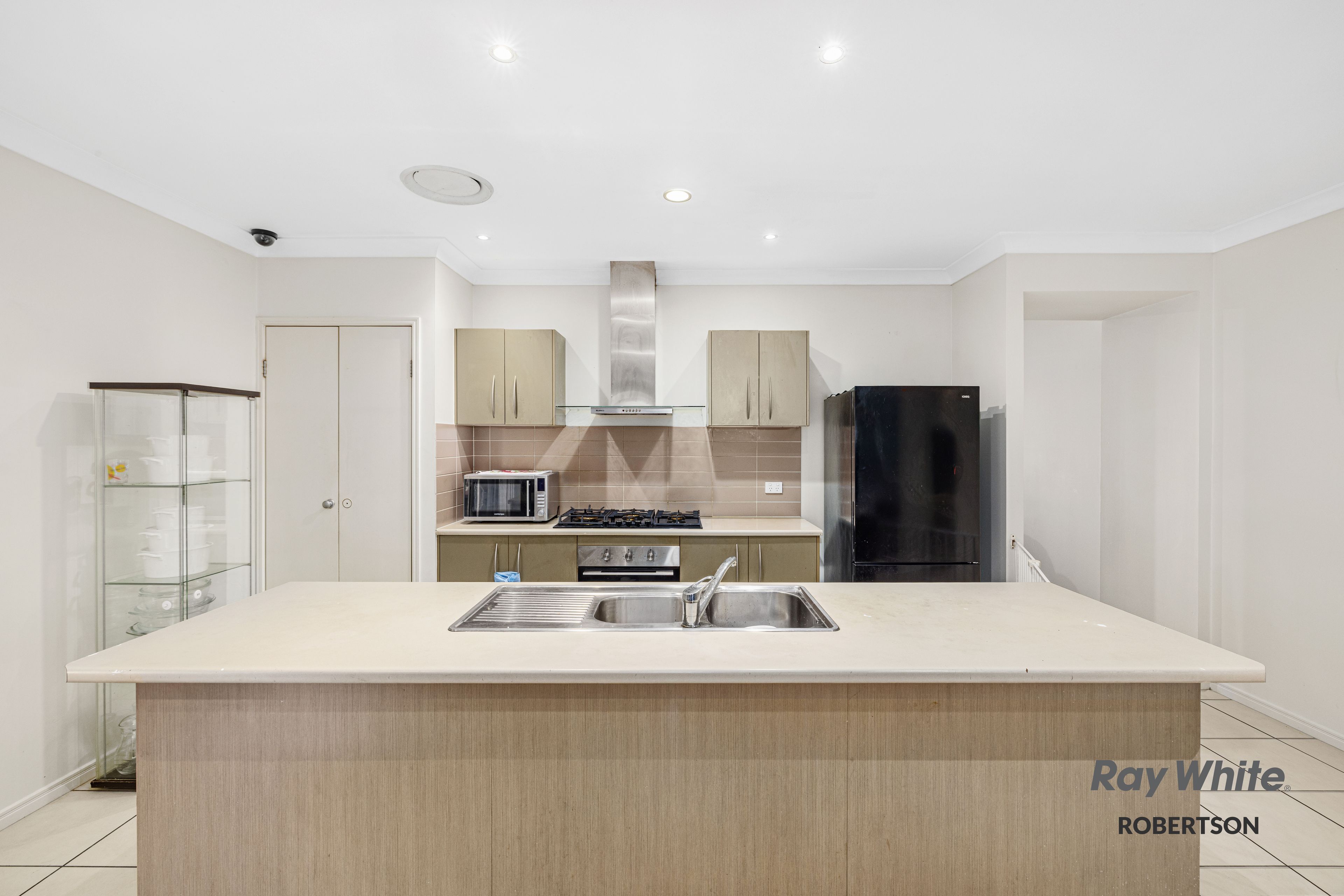 171 Alawoona Street — photo 10 of 23