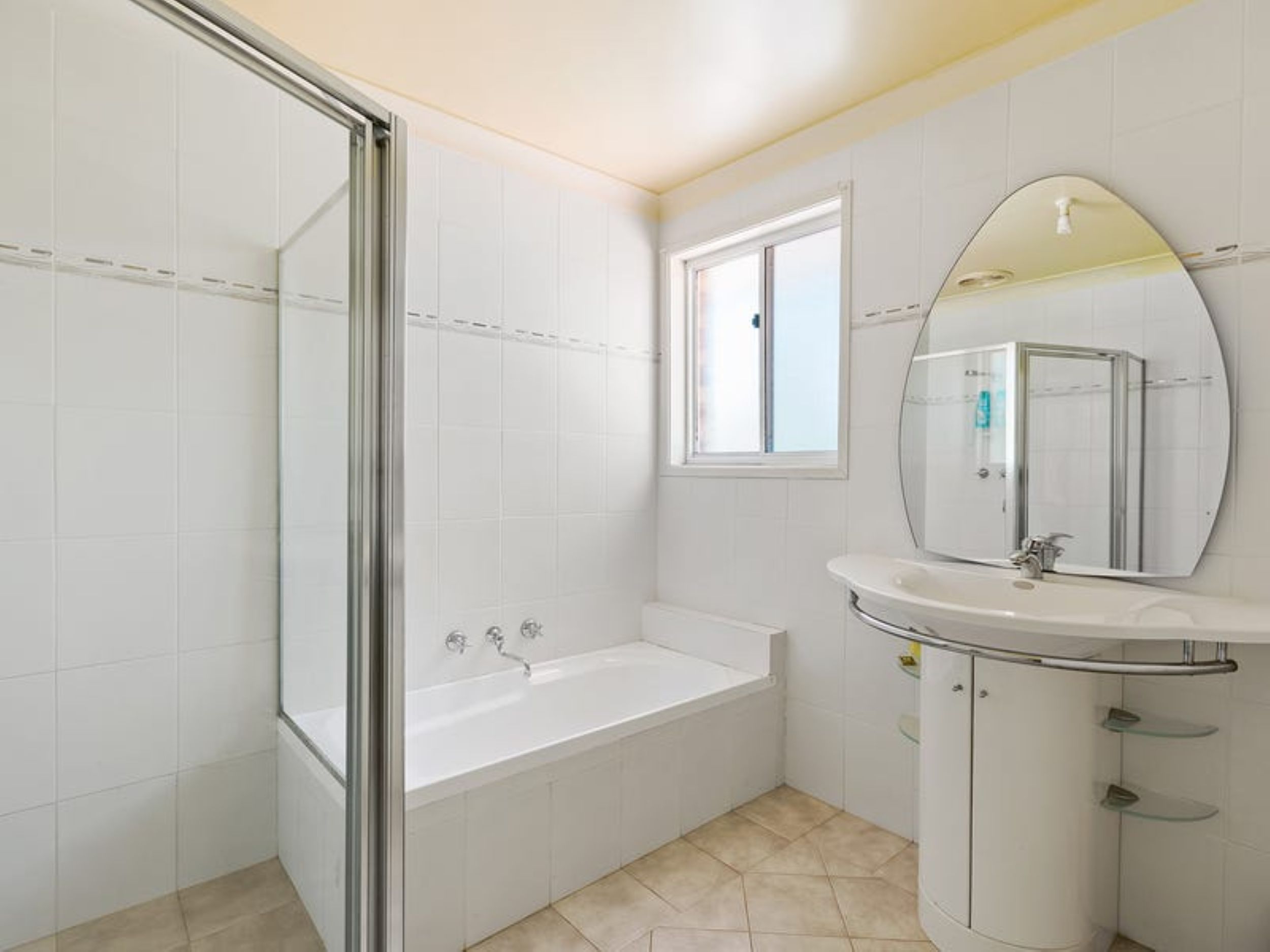 9 Tarwarri Road, Summerland Point, NSW 2259