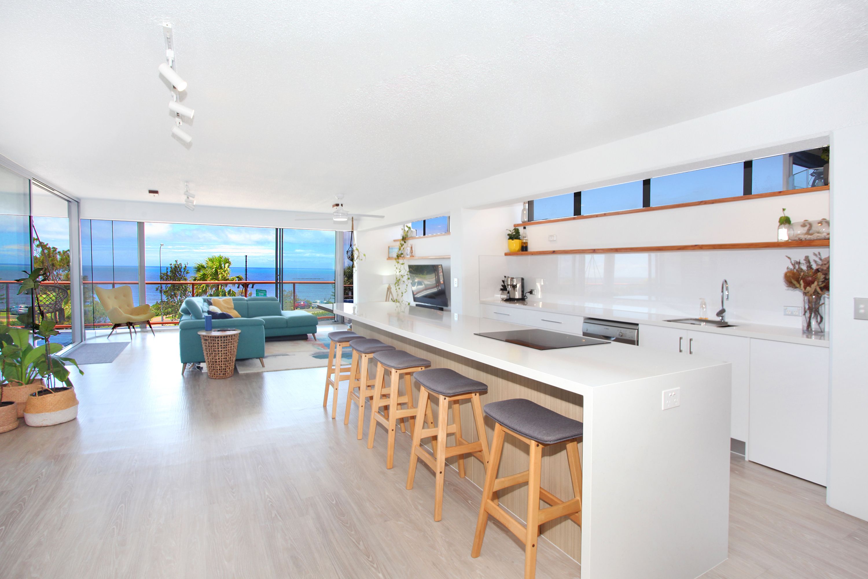2/4 Marina Walk, Alexandra Headland, QLD 4572