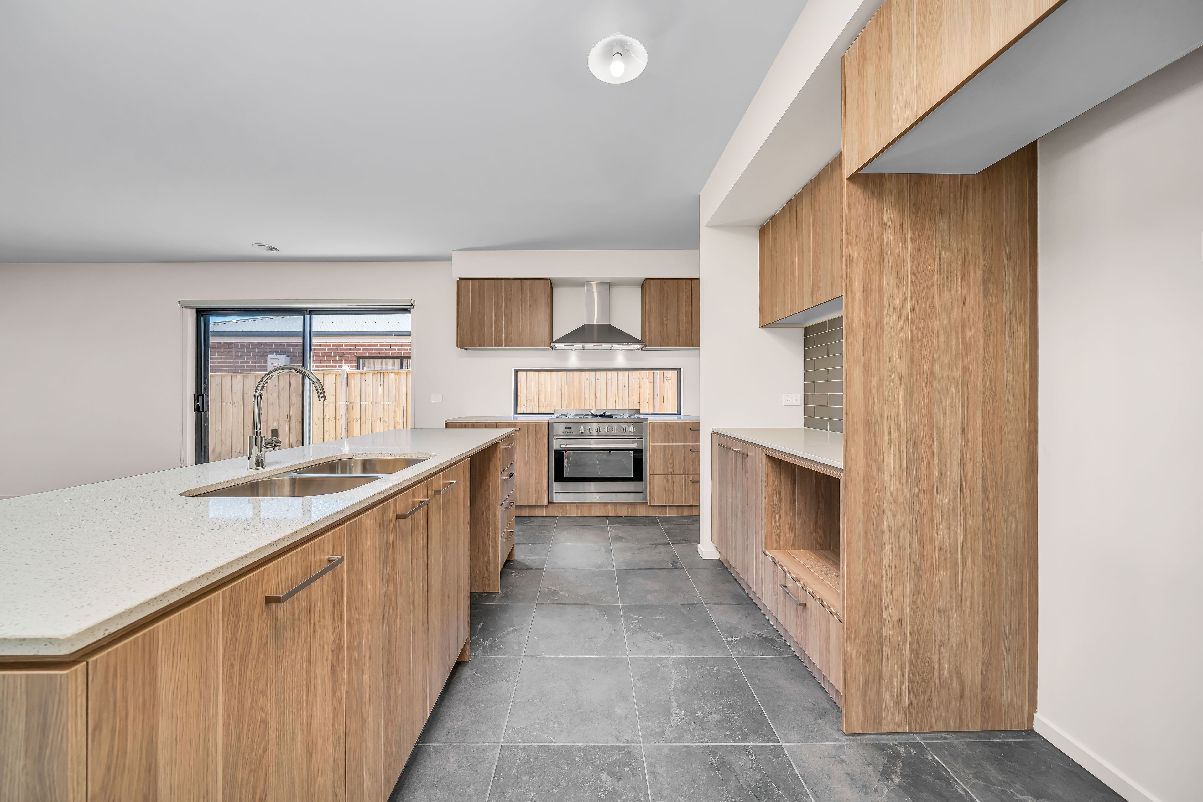 91 Encore Boulevard, Cranbourne South, VIC 3977