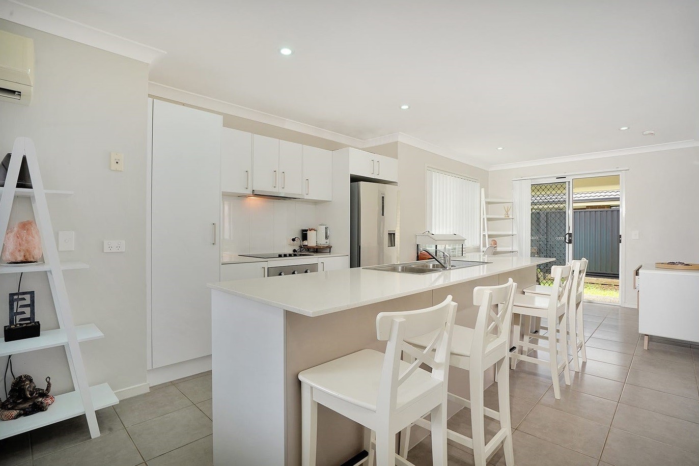 56 Wallarah Parade, North Lakes, QLD 4509