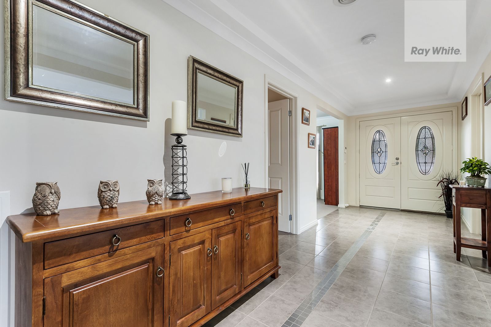 9 Serendip Crescent, Greenvale, VIC 3059