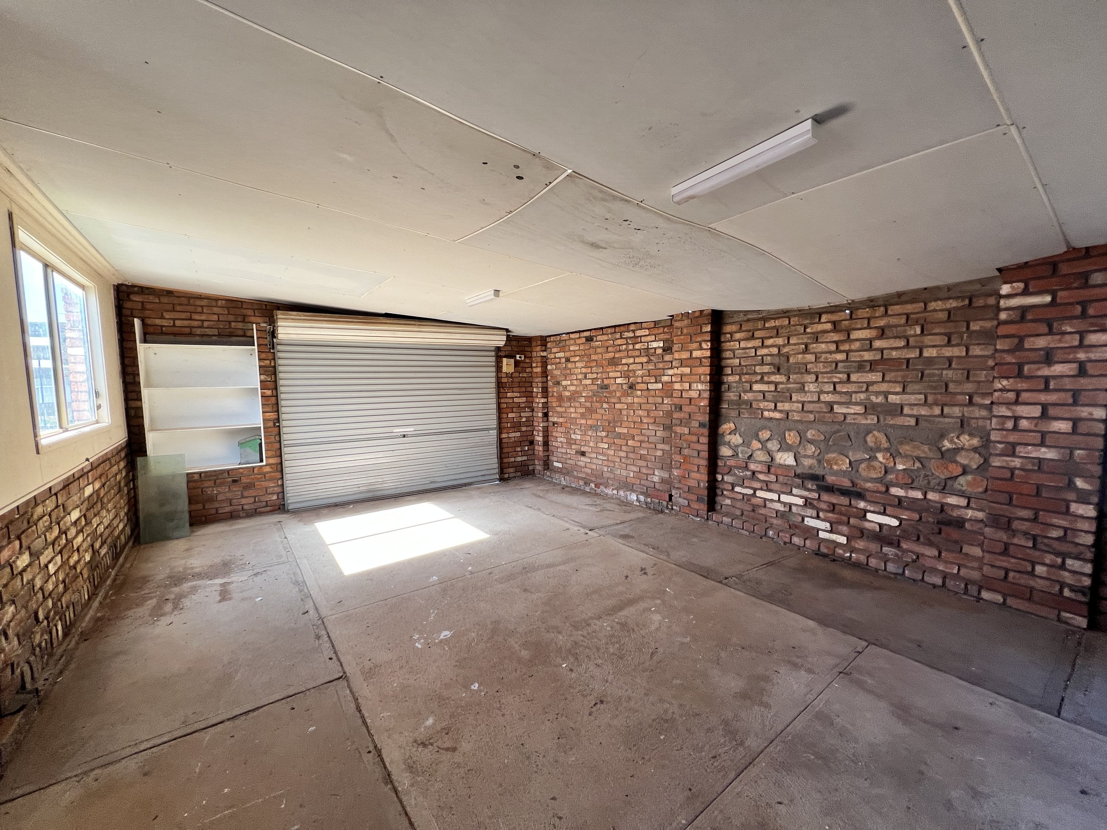 46 Cummins Street — photo 4 of 14