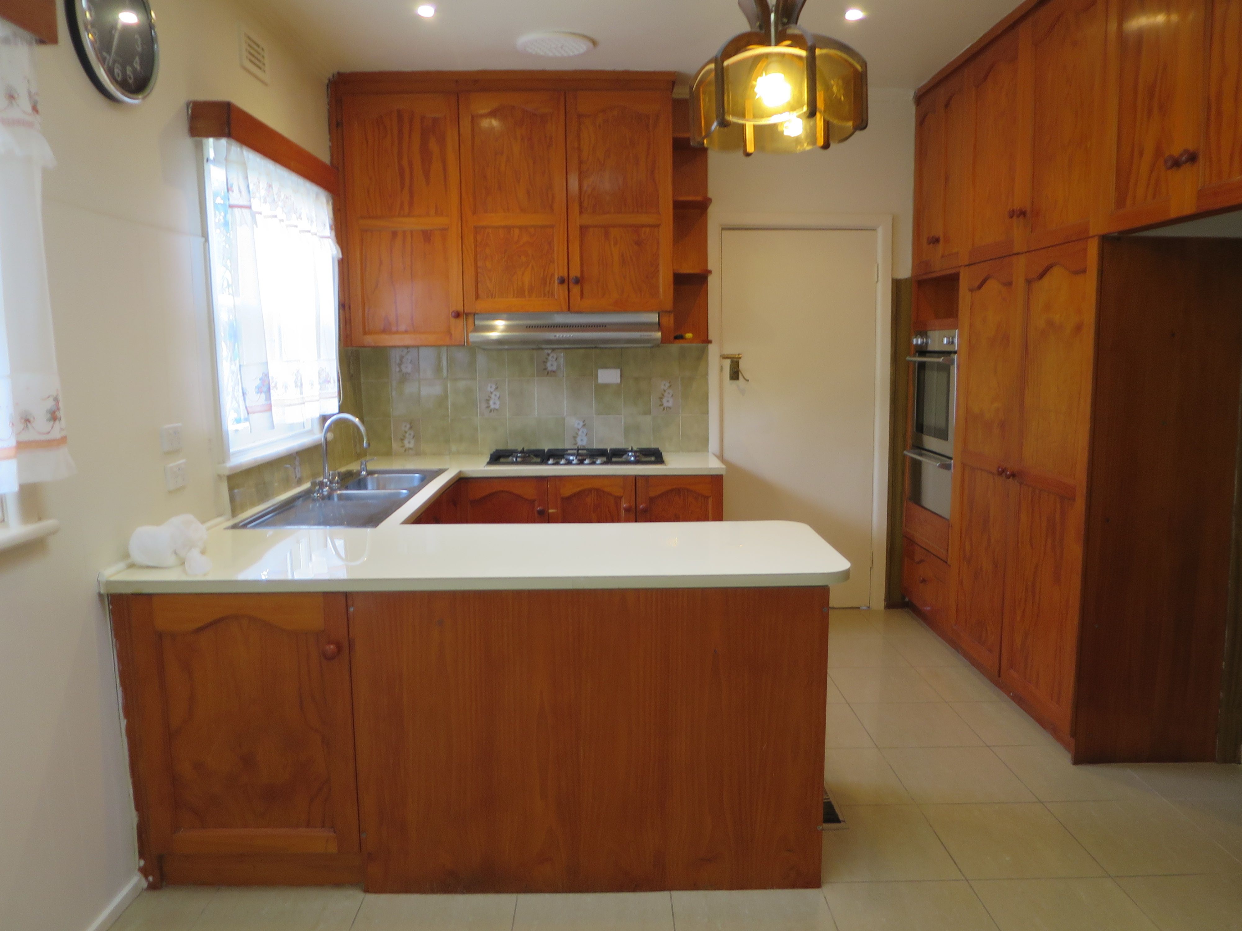 10 Larman Street, Bentleigh East, VIC 3165