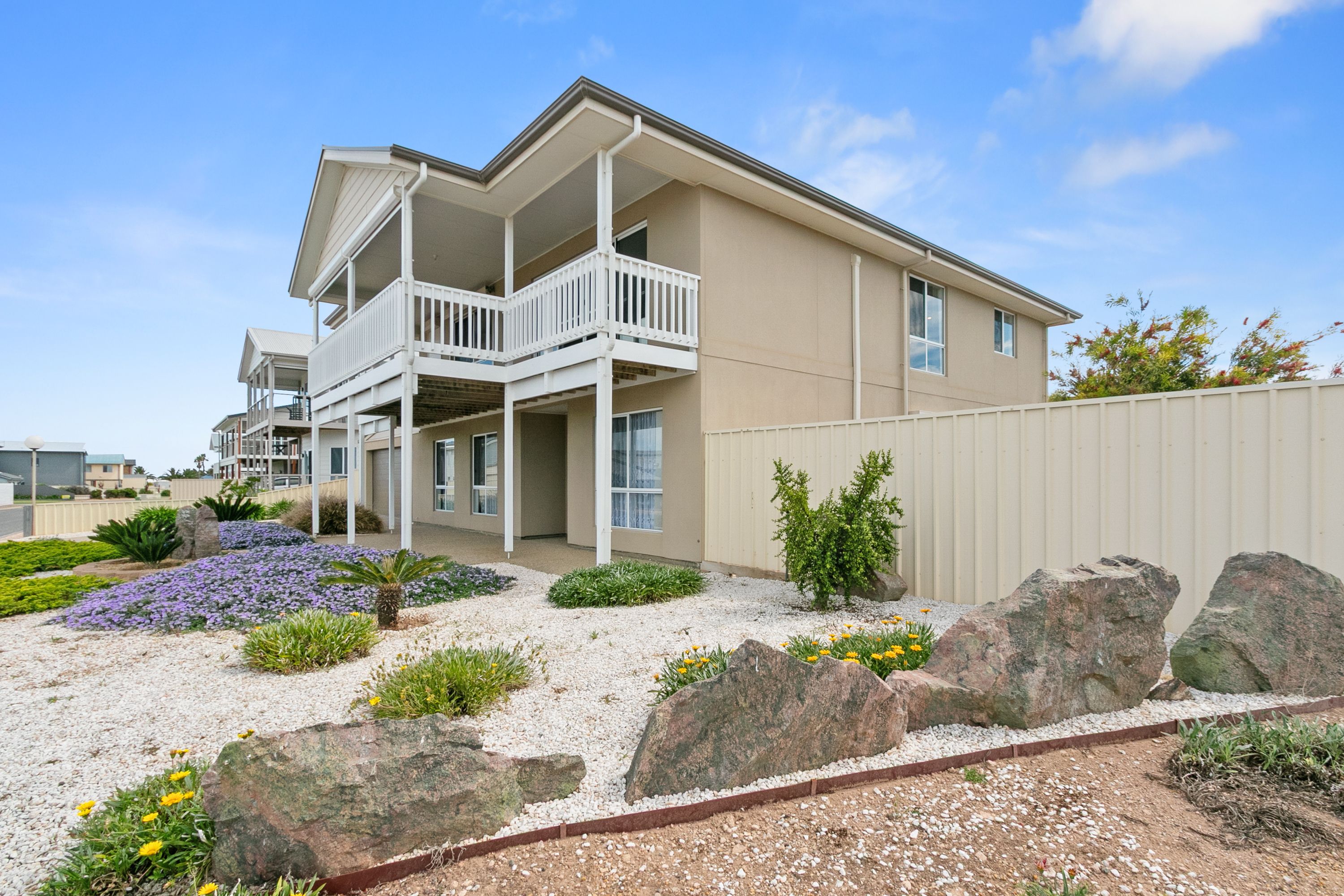22 Rose Avenue — photo 15 of 30