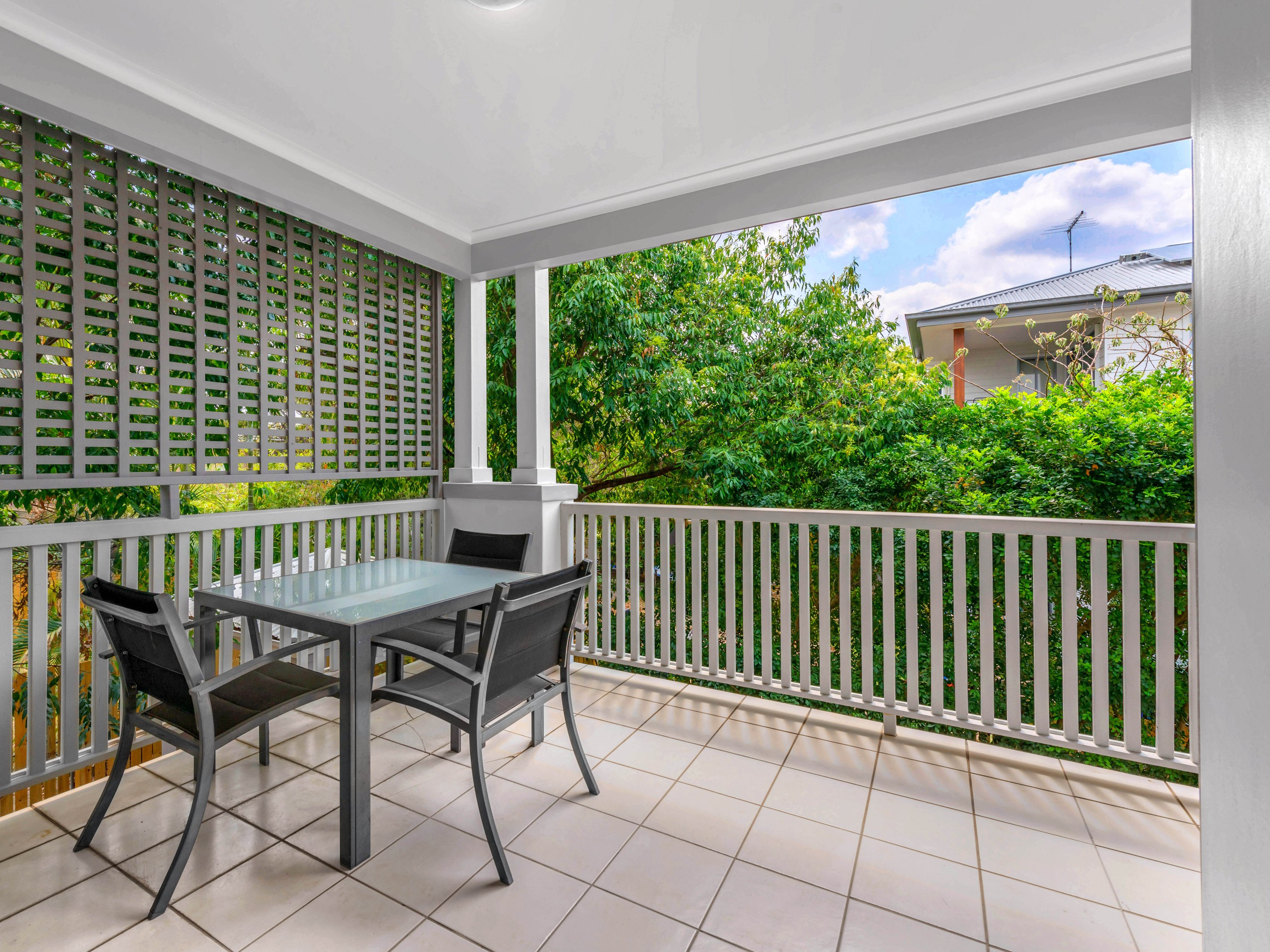 4/75 Riding Road, Hawthorne, QLD 4171