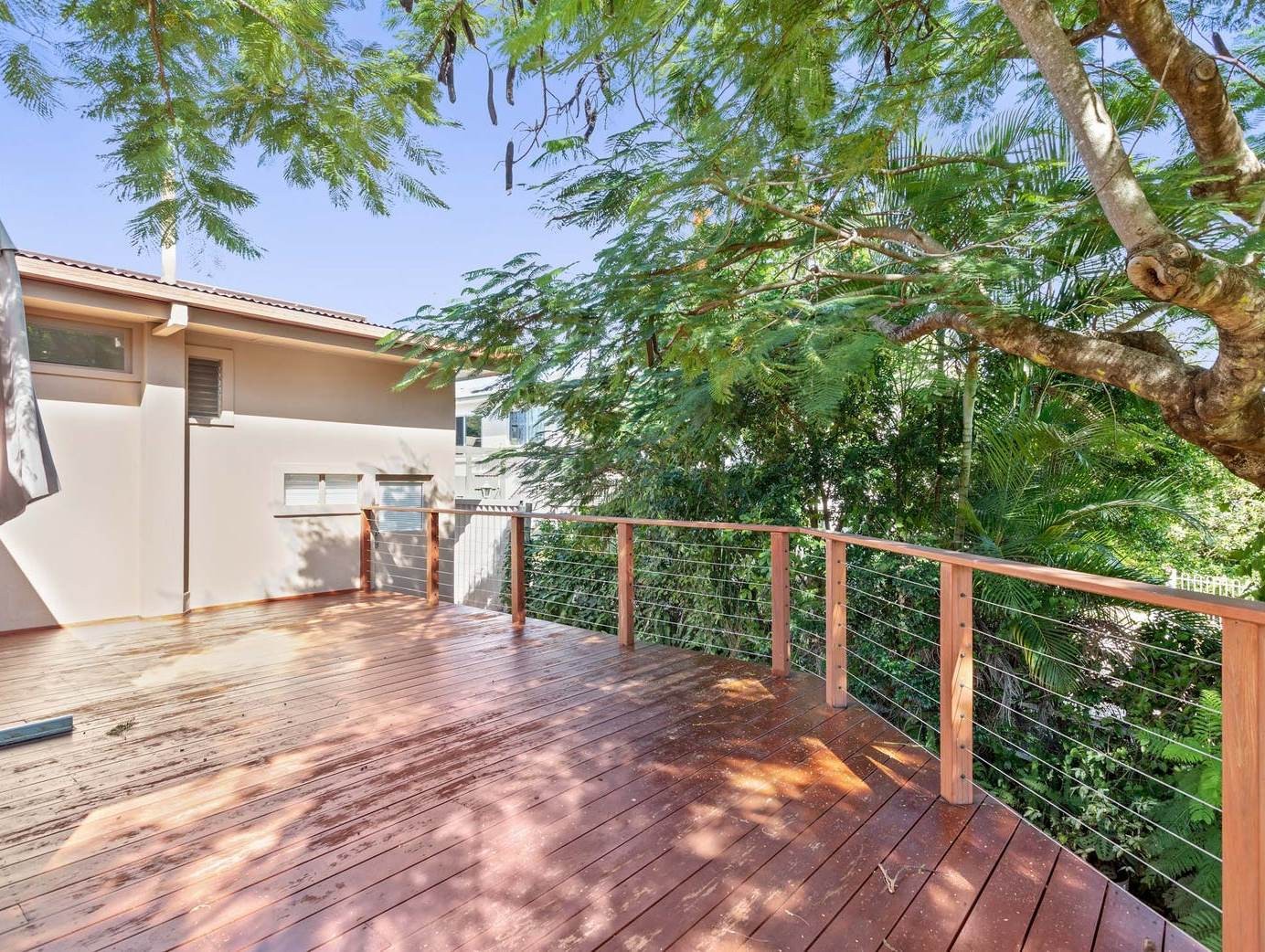 27 Cooleroo Crescent, Southport, QLD 4215