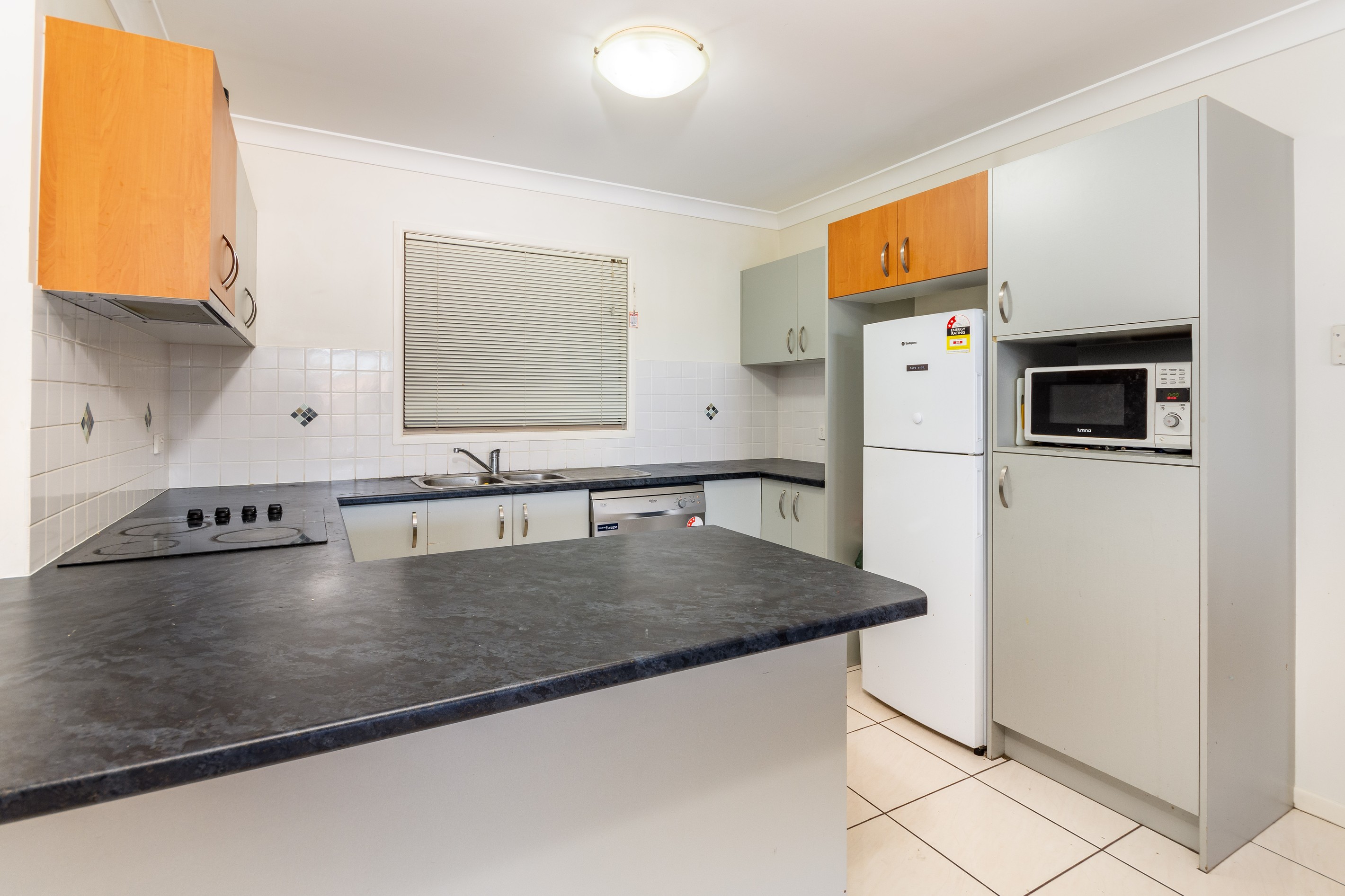 3/64 Sparkes Street, Chermside, QLD 4032