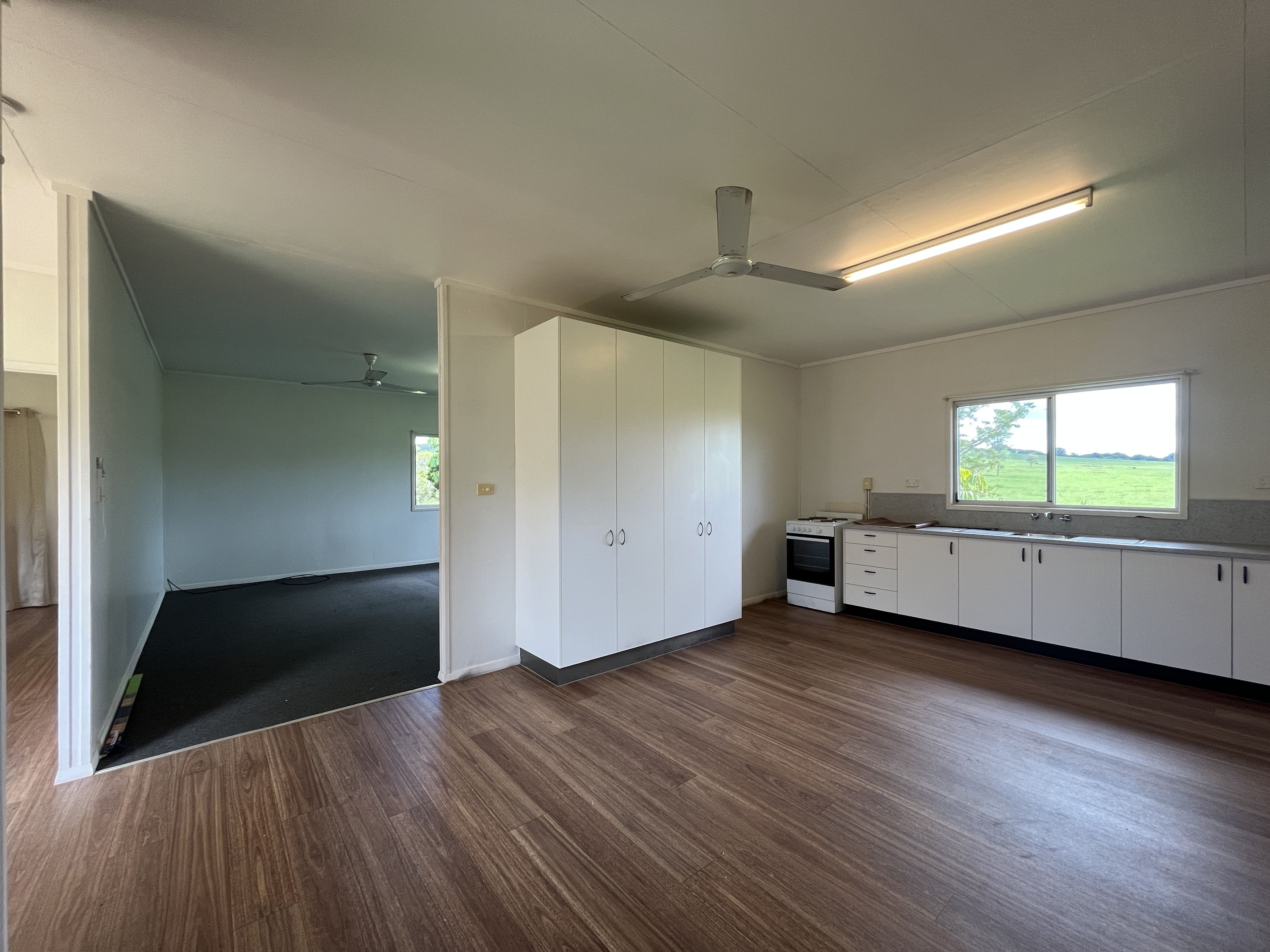 476A Russell Road — photo 5 of 16