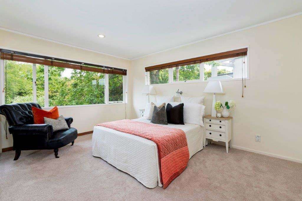 38 Codrington Cresent photo 6