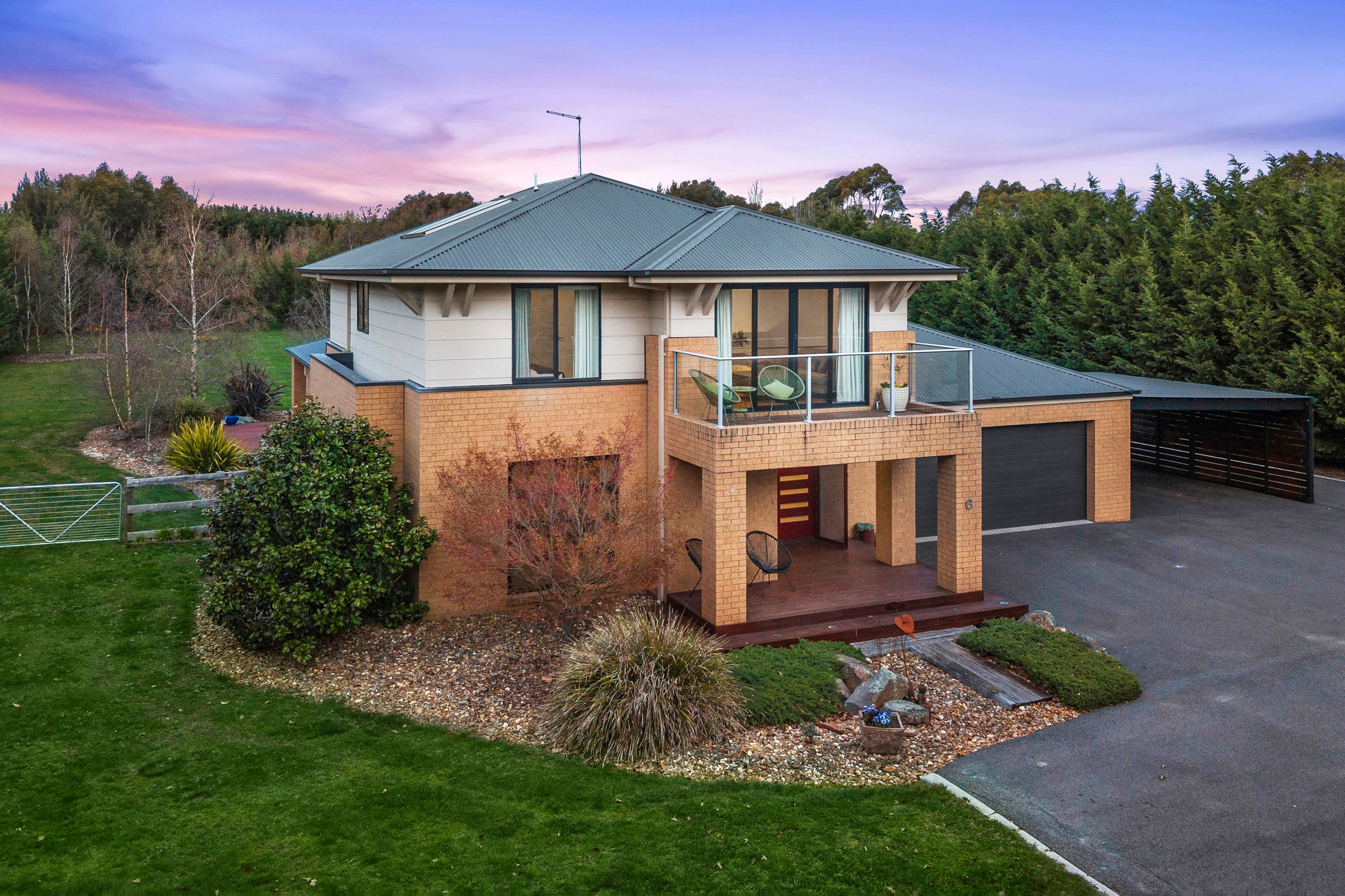 6 Blanchfield Drive, Kyneton, VIC 3444