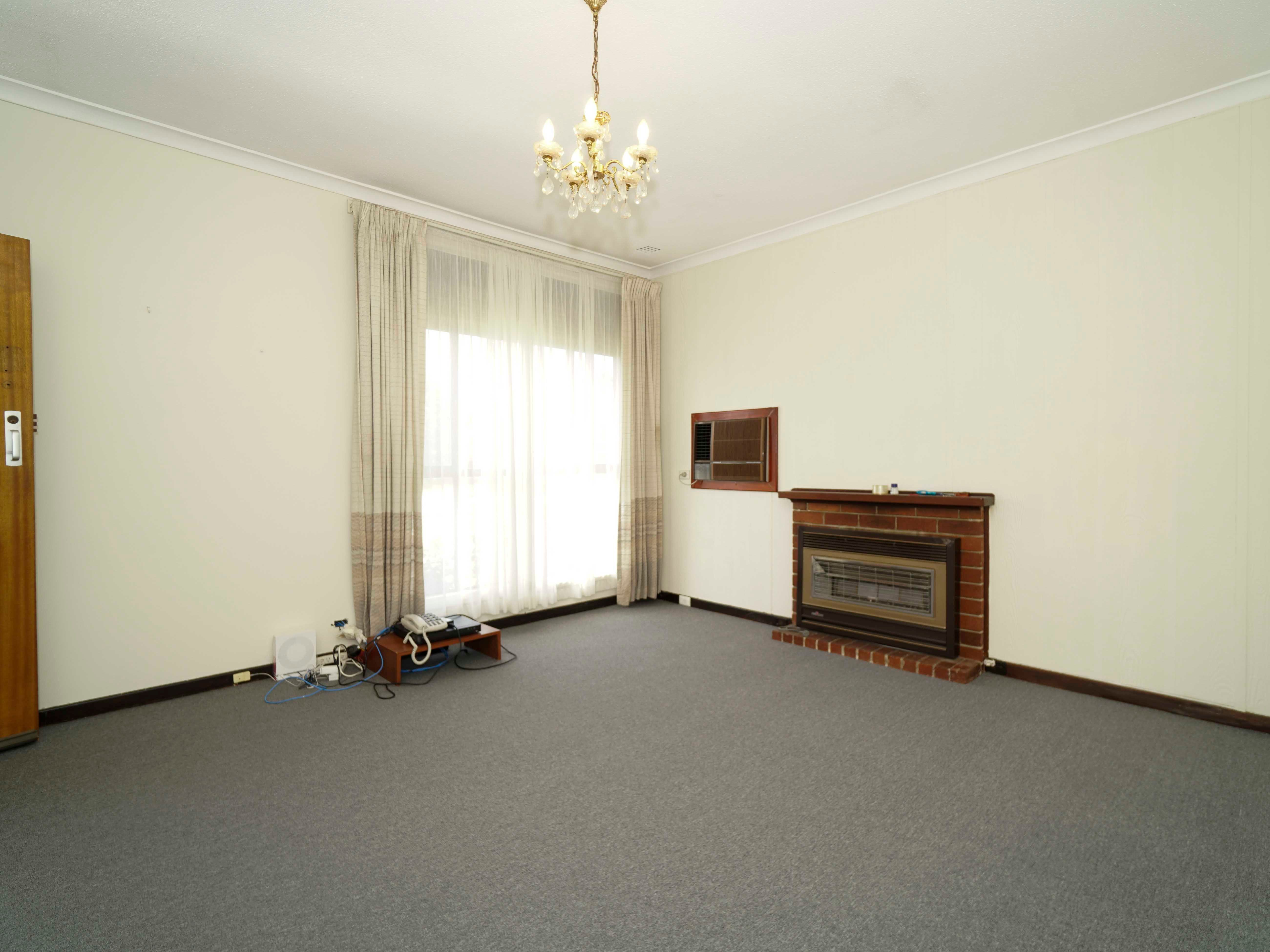 12 Finnan Street, Cloverdale, WA 6105