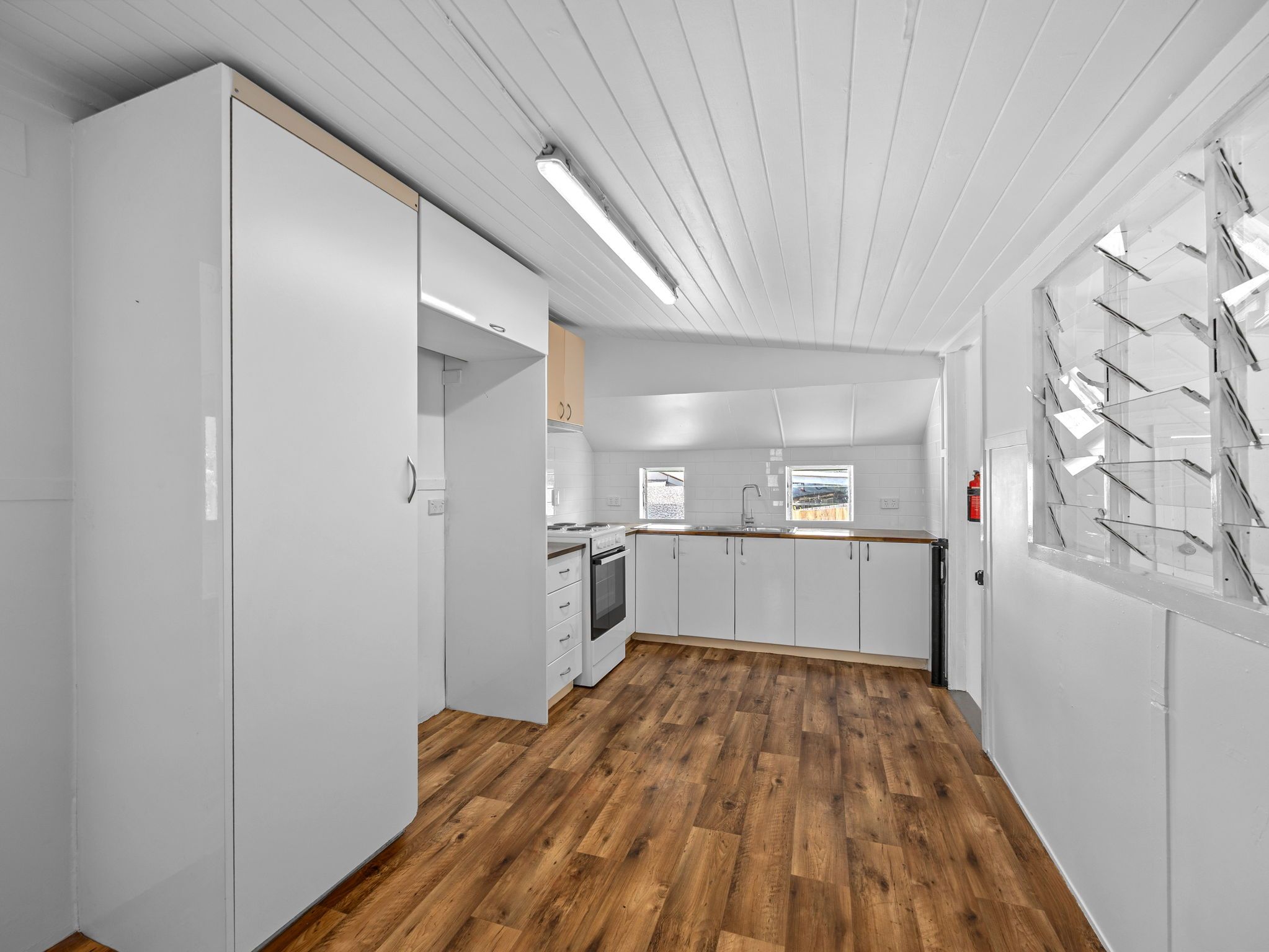 4 Graham Street, Bundamba, QLD 4304