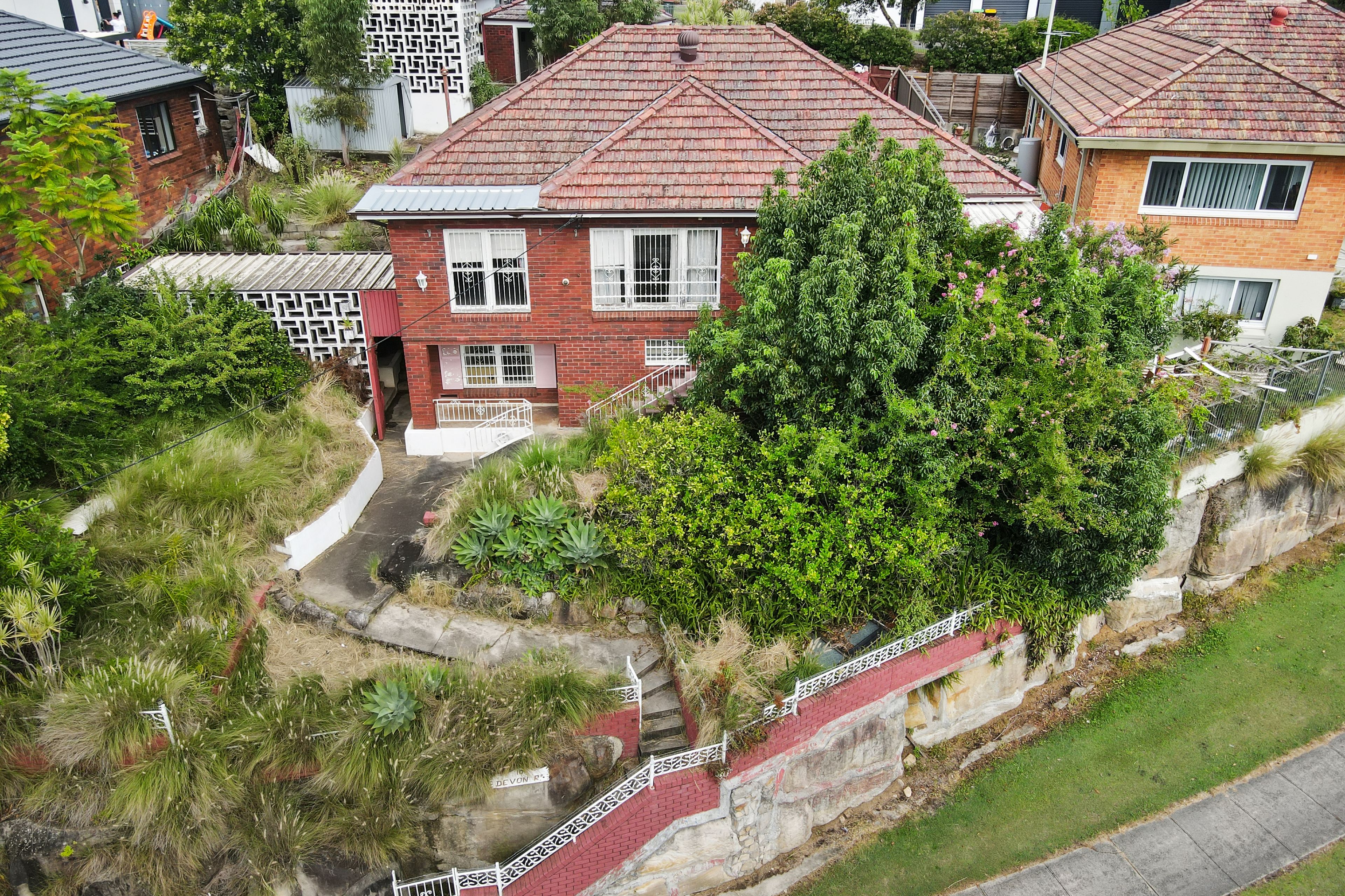 10 Devon Road, Bardwell Park NSW 2207