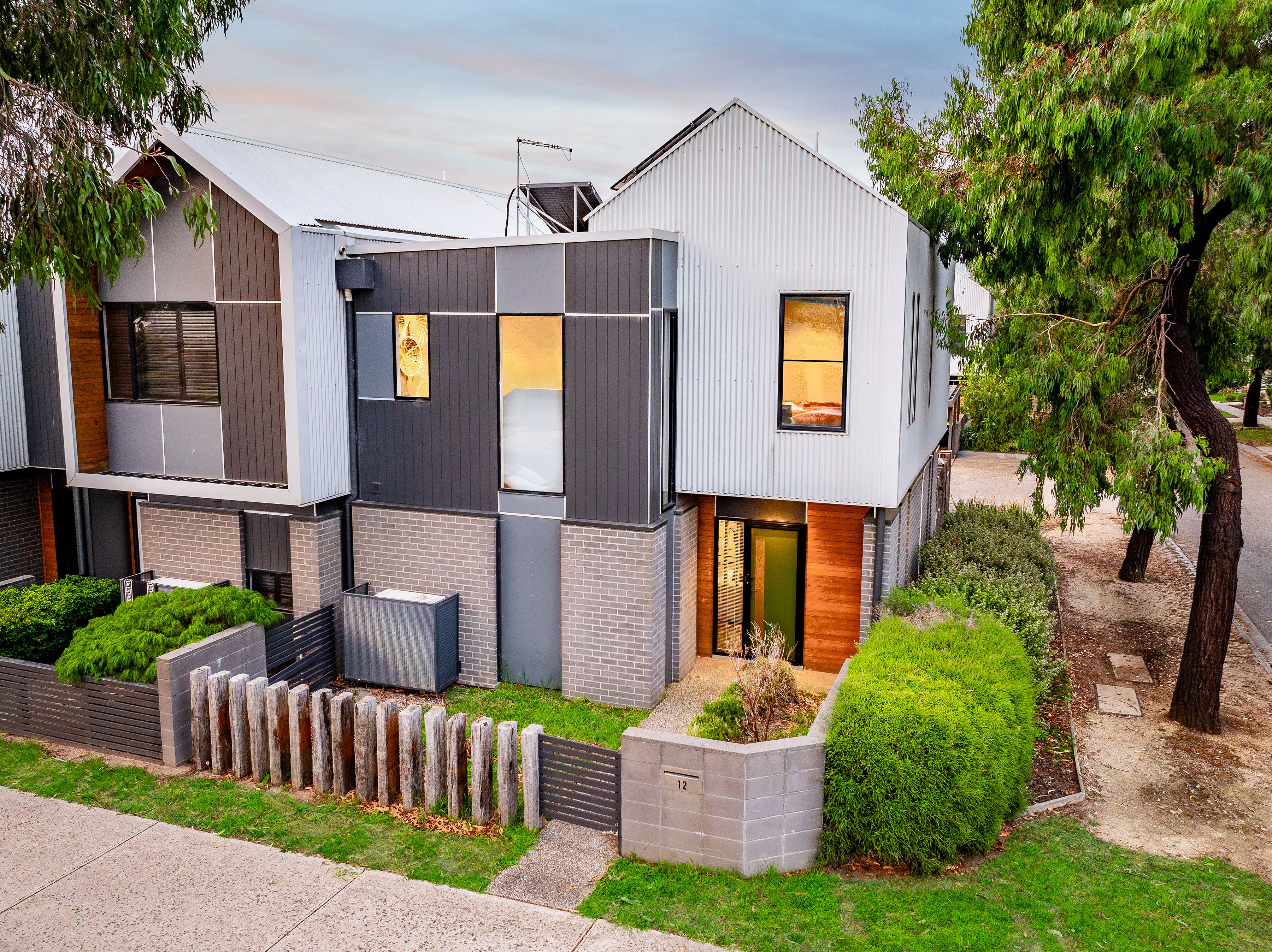 12 Alarah Boulevard, Cranbourne West, VIC 3977