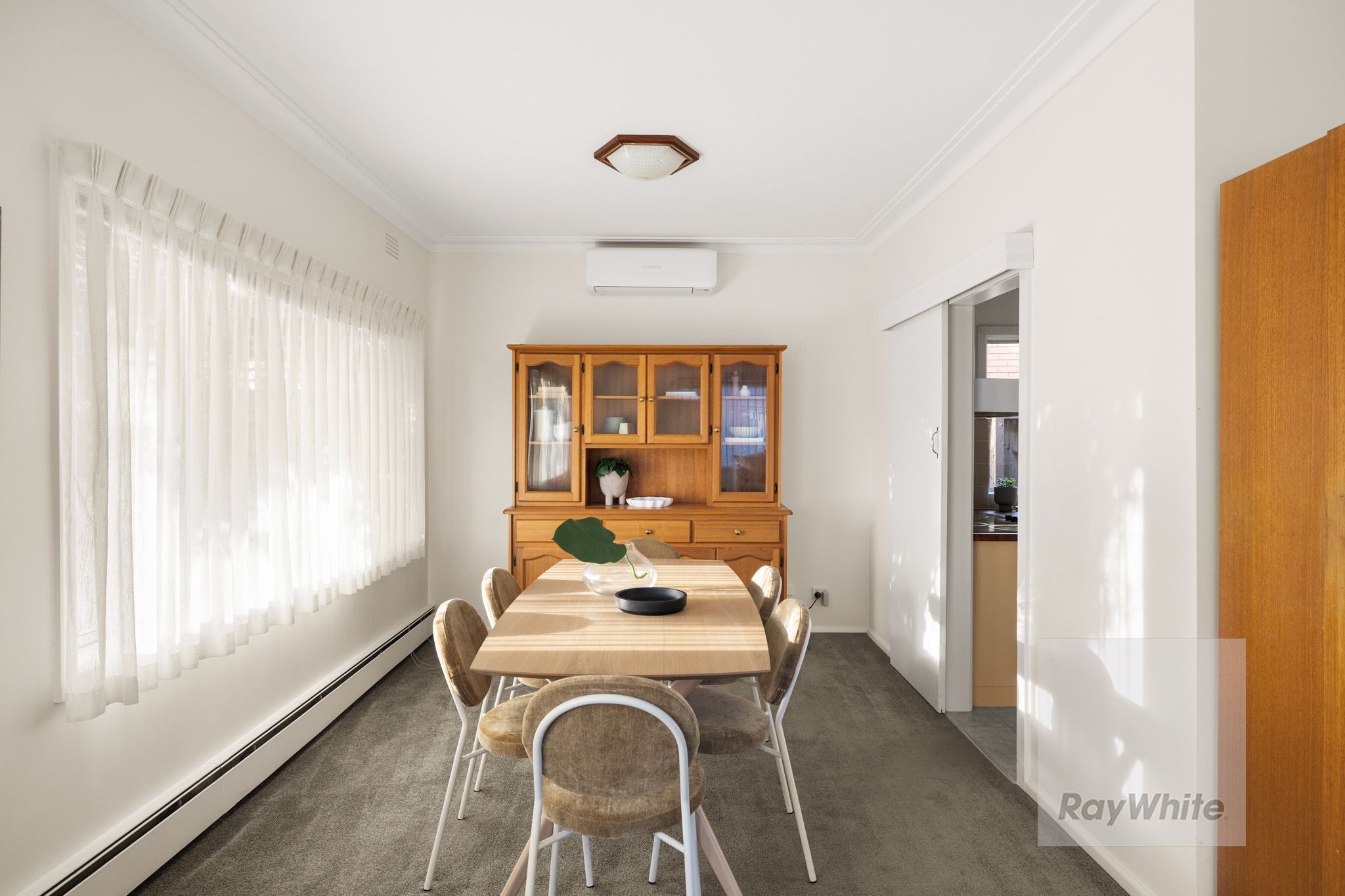 21 Bendoran Crescent — photo 5 of 17