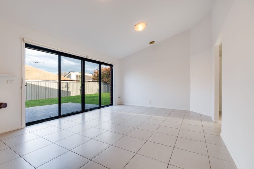 11 Myotis Street, Thurgoona, NSW 2640