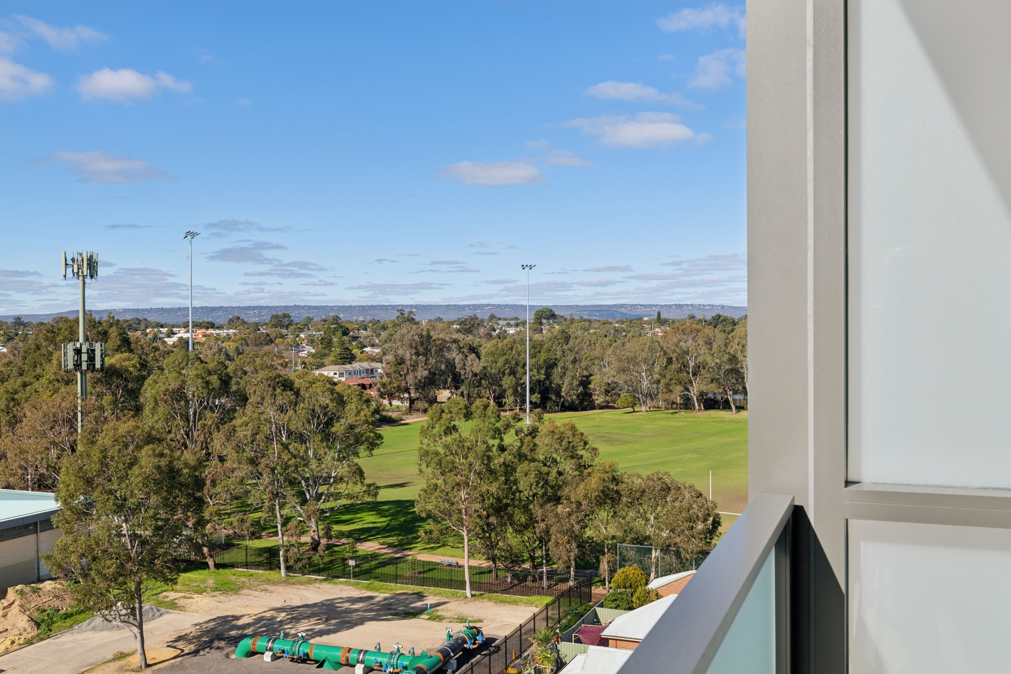 611/239 Great Eastern Highway — photo 10 of 23