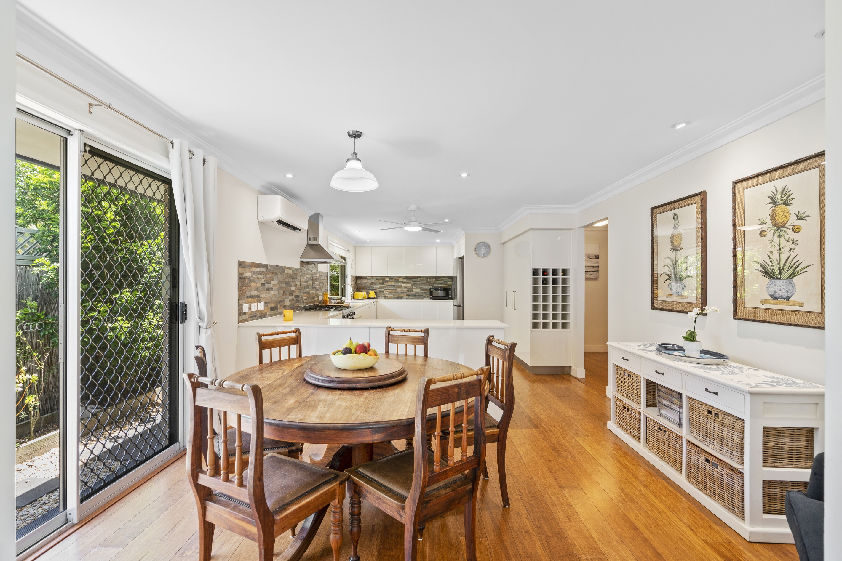 24 Dunkeith Avenue, Benowa Waters, QLD 4217