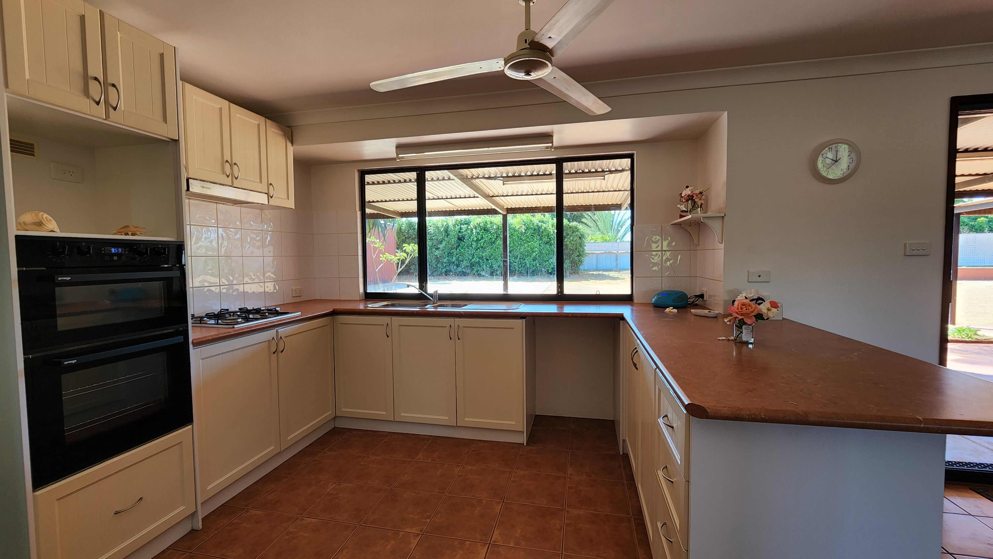 1006 North West Coastal Highway, Carnarvon, WA 6701