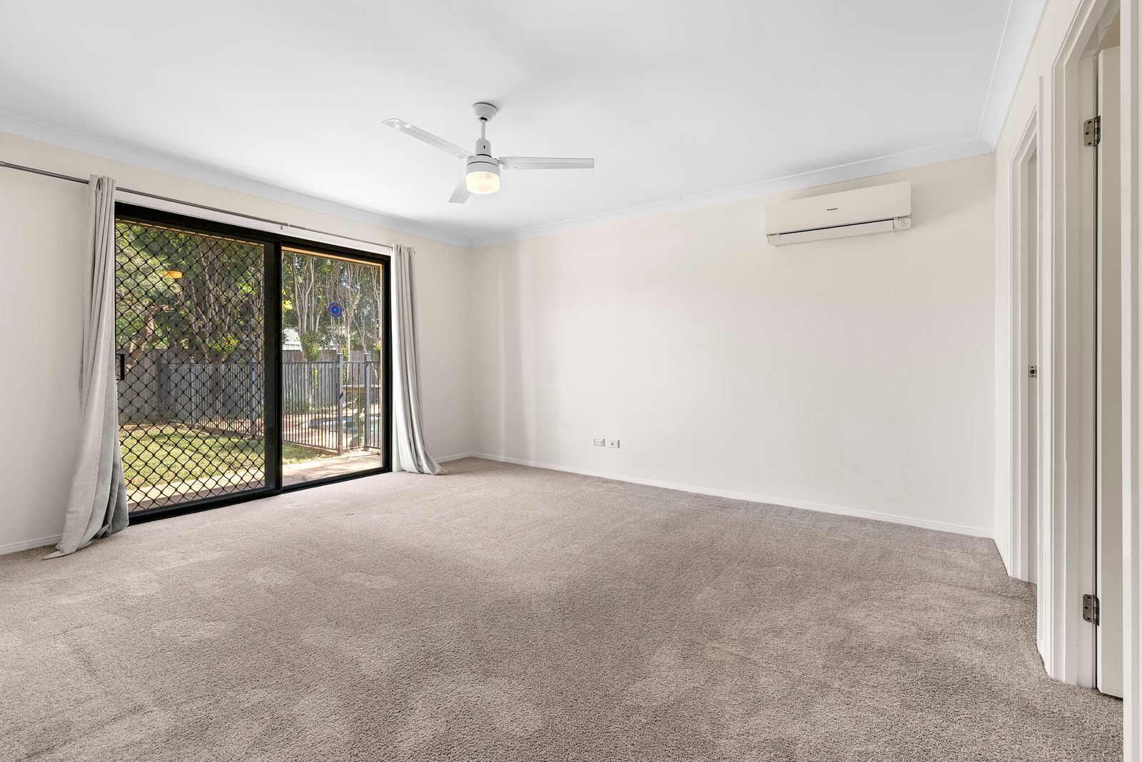 23 Manor Drive — photo 10 of 20