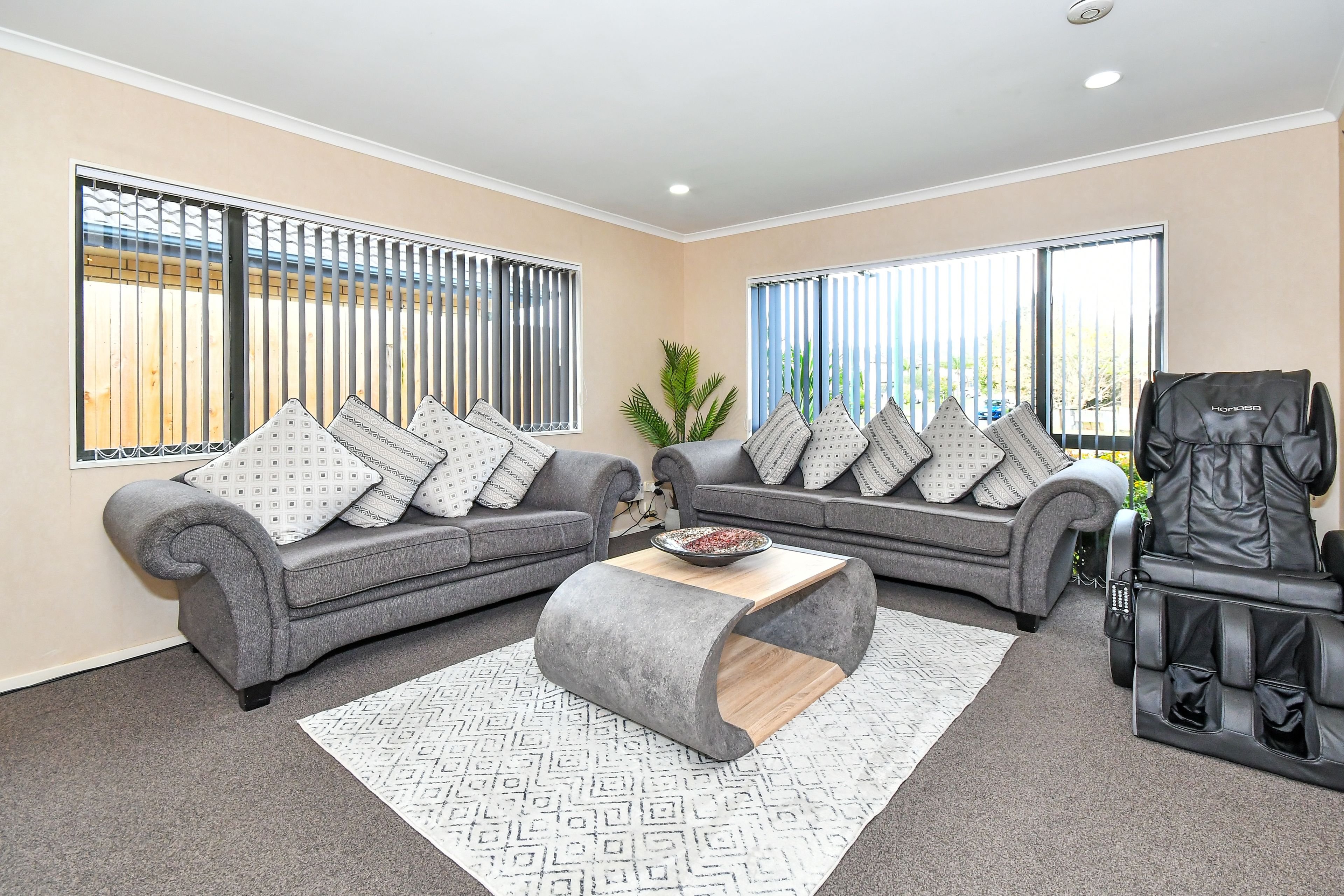 49 Wayne Francis Drive, East Tamaki, Manukau City